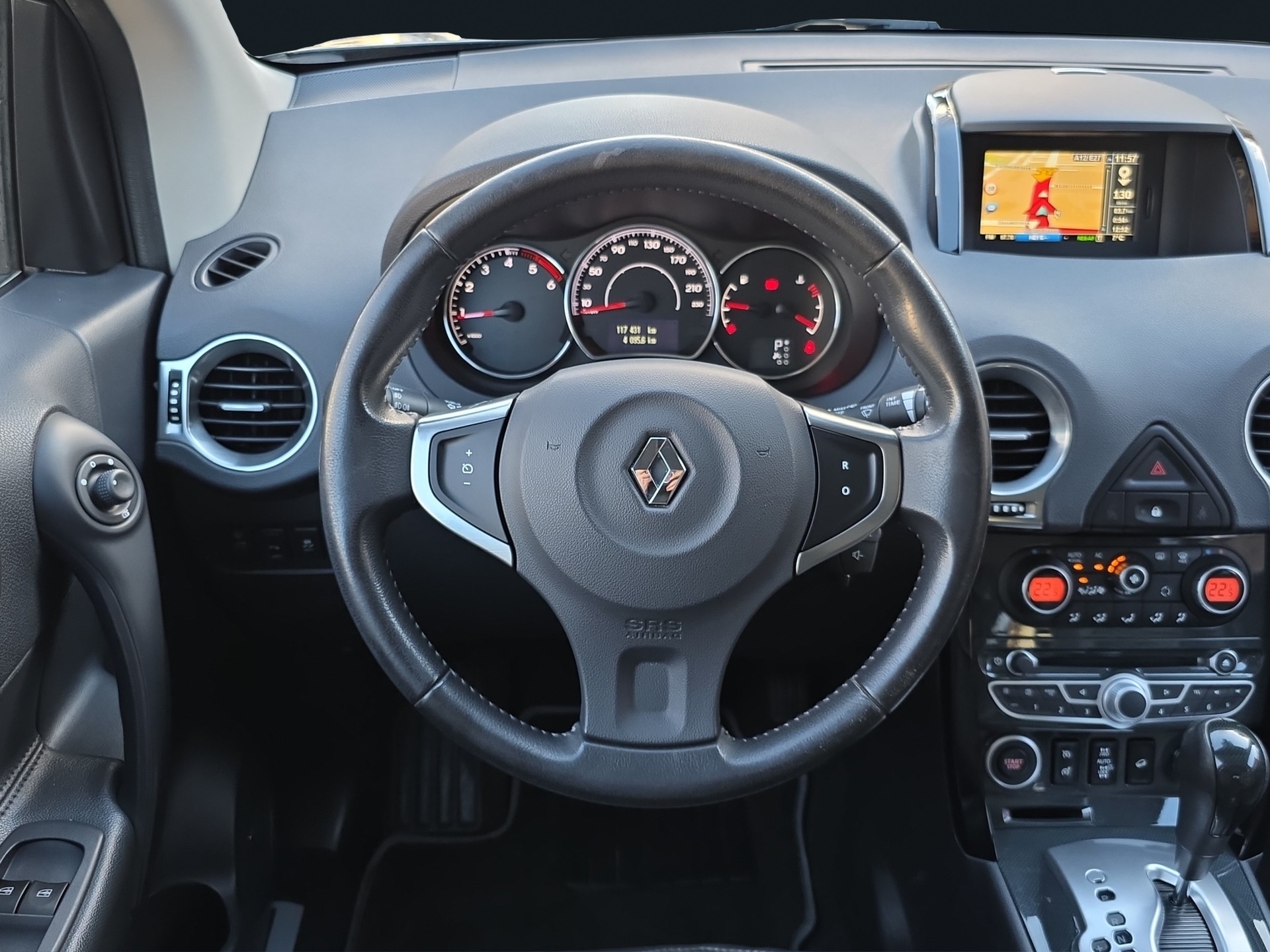 RENAULT Koleos 2.0 dCi Bose 4x4 Automatic-image-11
