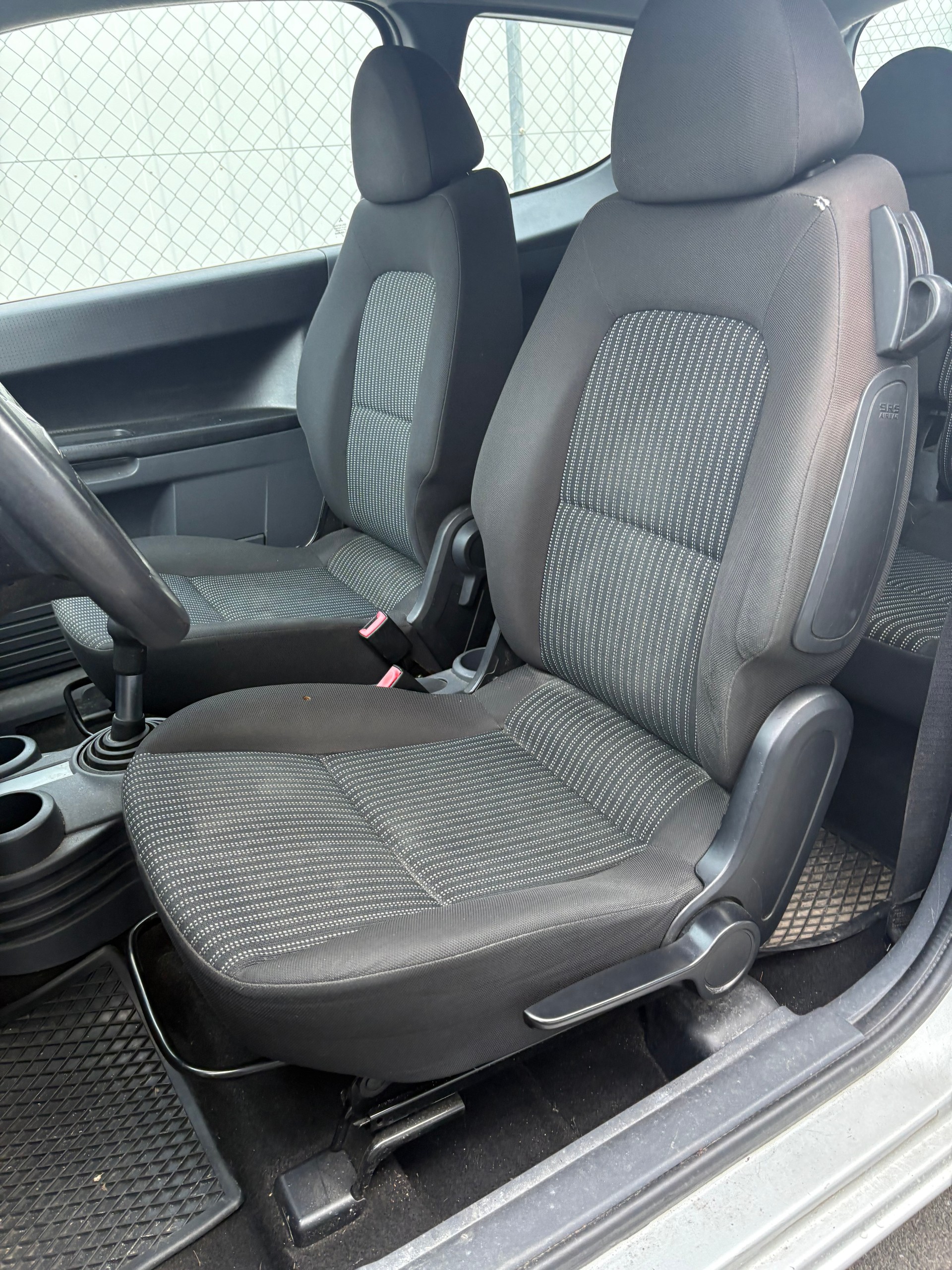 MITSUBISHI Colt 1.3 16V Coolpix-image-8