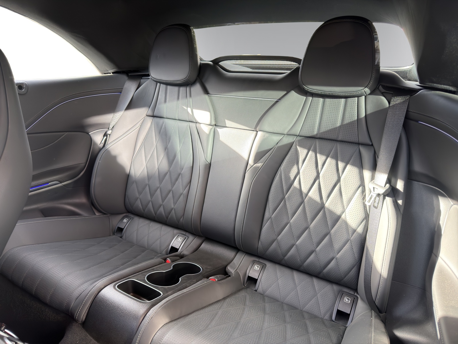 MERCEDES-BENZ CLE 450 Cabrio 4Matic 9G-Tronic-image-8