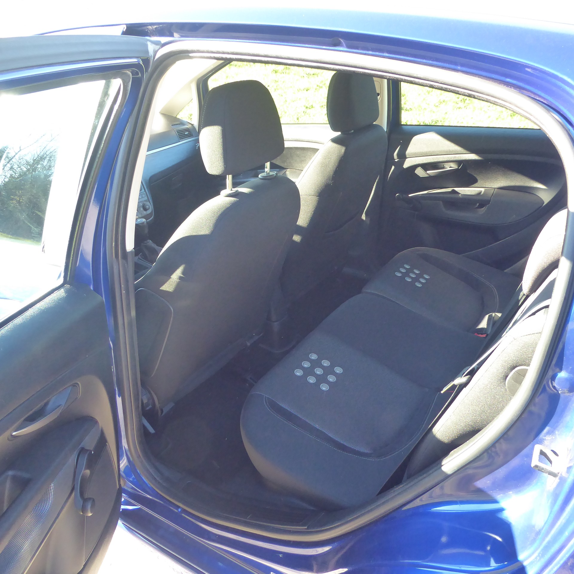 FIAT Punto 1.4 16V Turbo Emotion-image-7