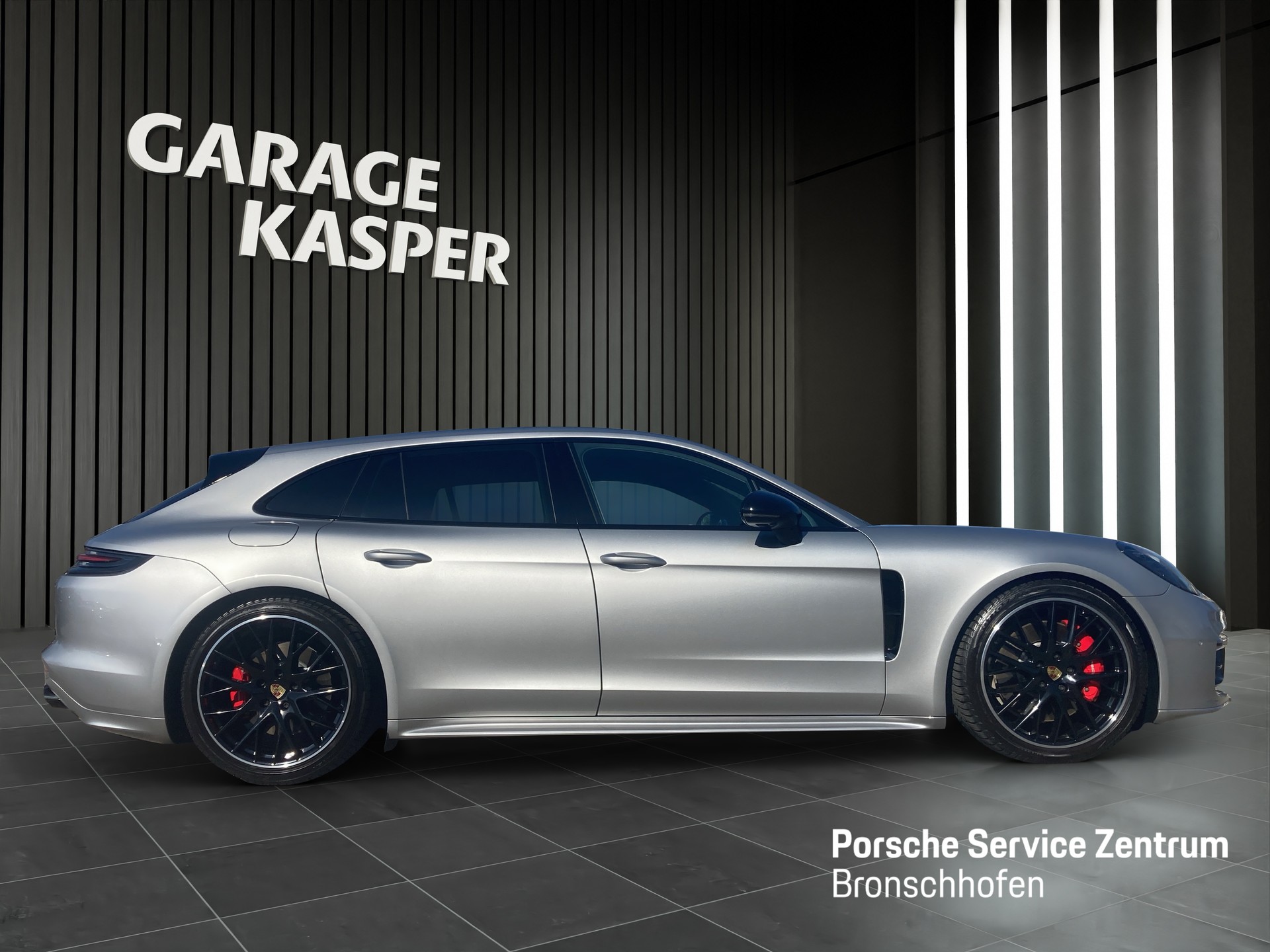 PORSCHE Panamera GTS Sport Turismo 4.0 V8-image-5