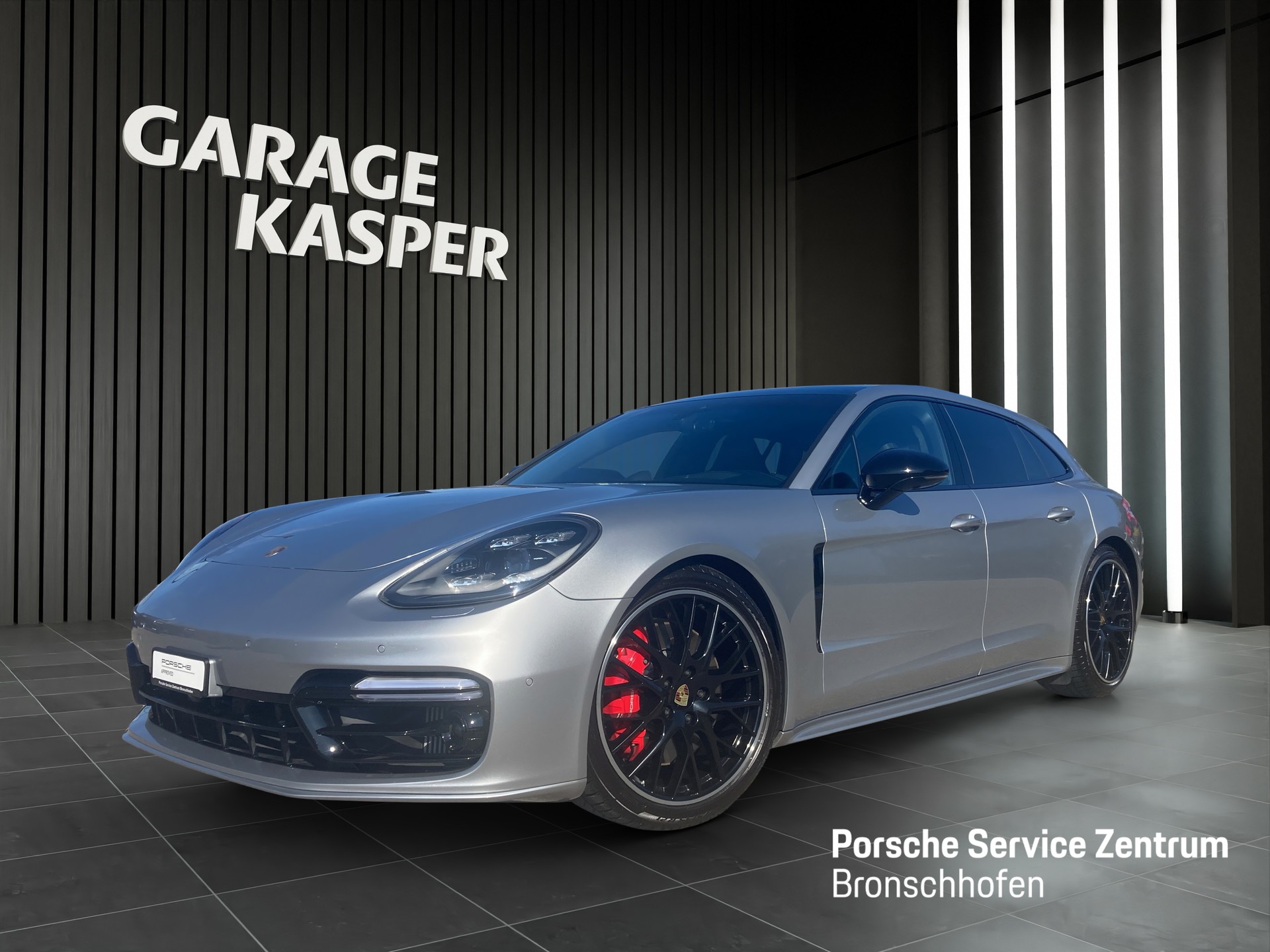 PORSCHE Panamera GTS Sport Turismo 4.0 V8-image-0