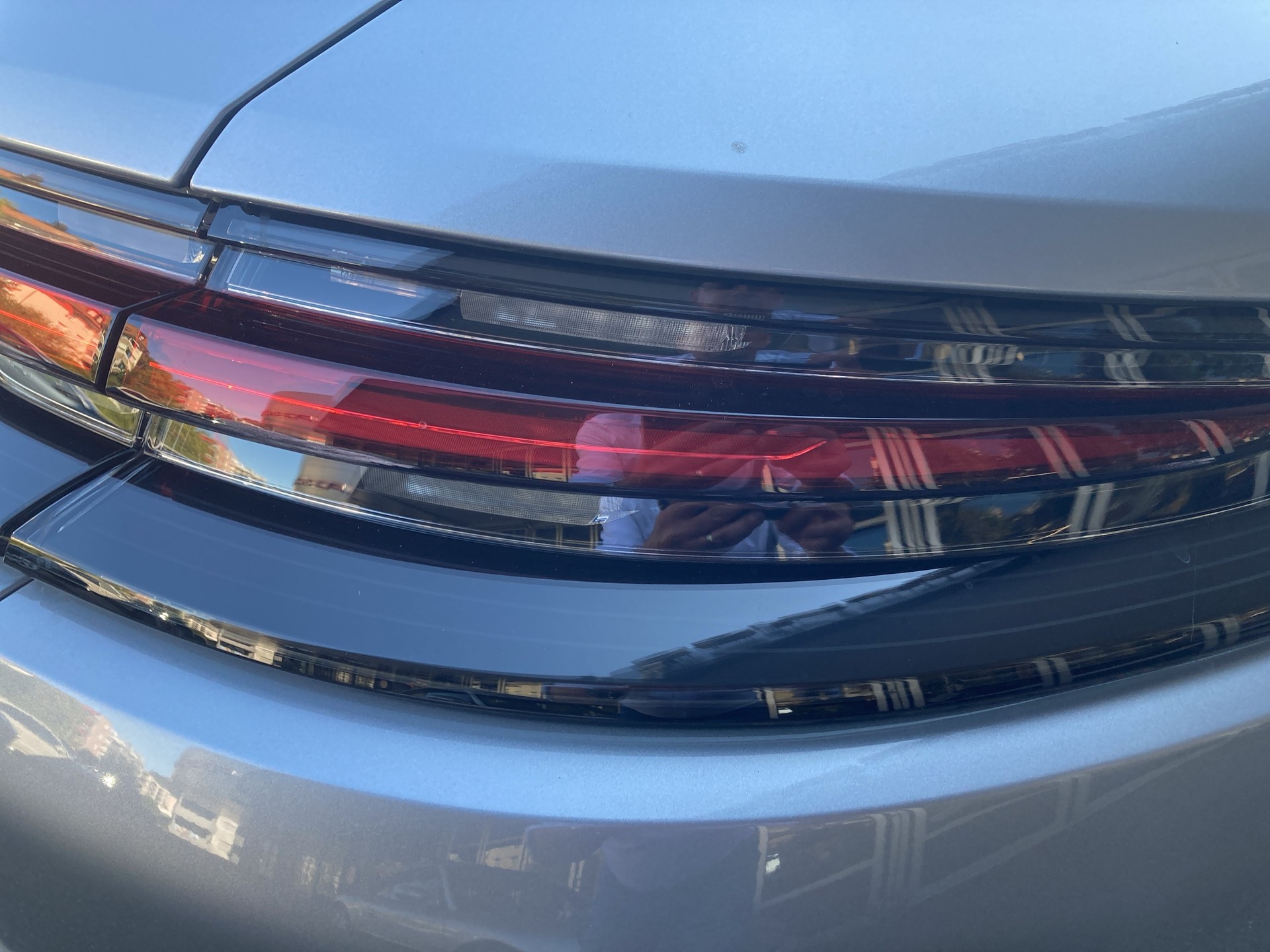 PORSCHE Panamera GTS Sport Turismo 4.0 V8-image-26