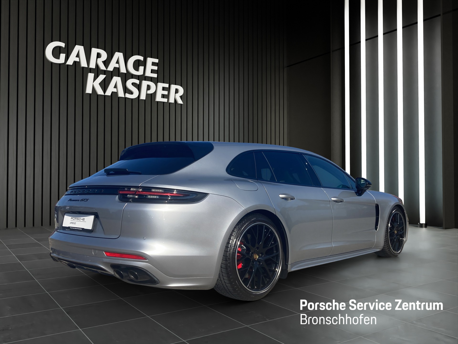 PORSCHE Panamera GTS Sport Turismo 4.0 V8-image-4