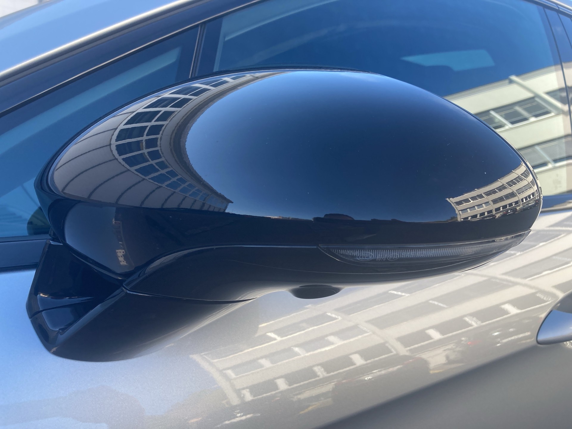 PORSCHE Panamera GTS Sport Turismo 4.0 V8-image-23