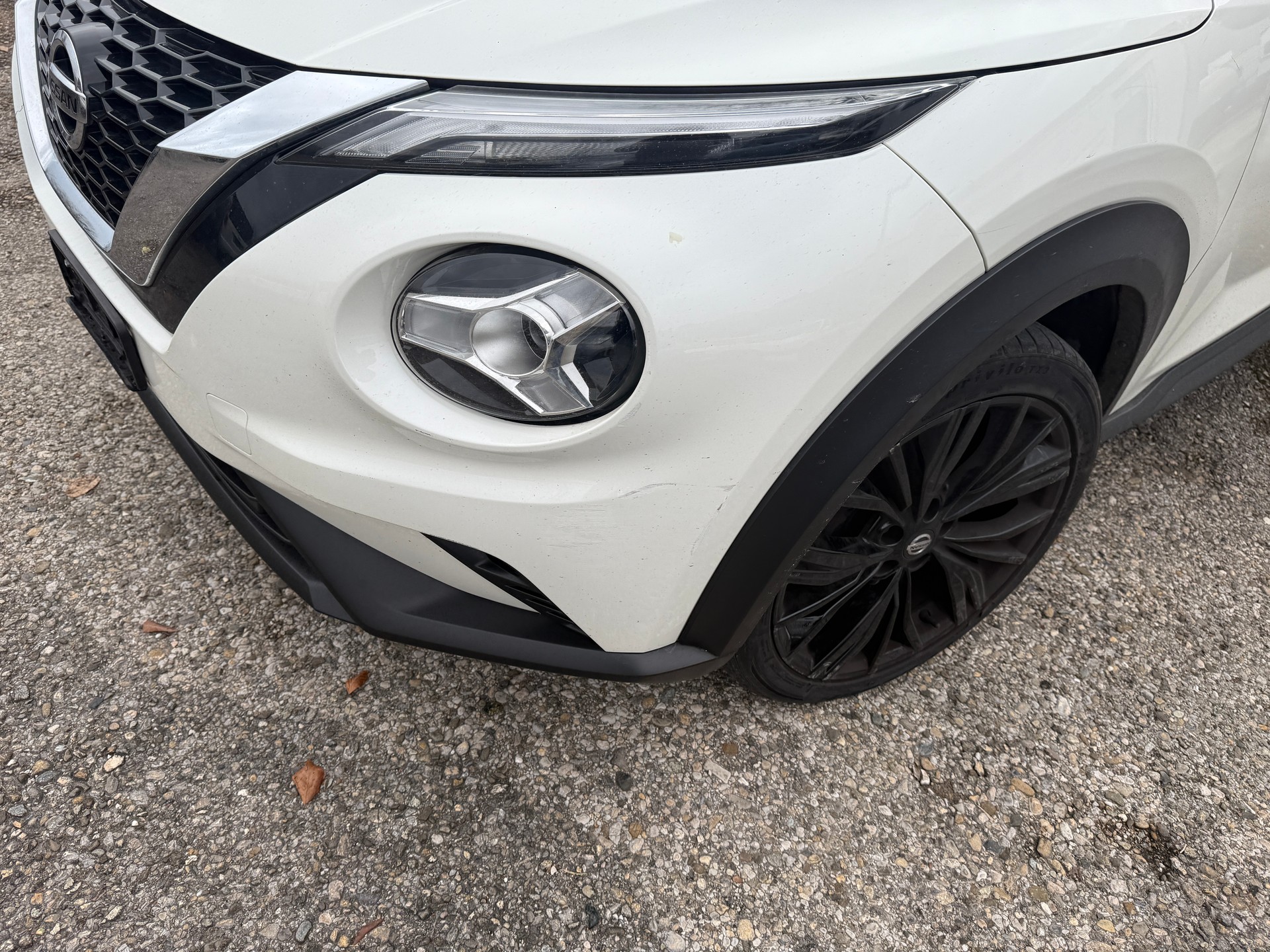 NISSAN Juke 1.0 DIG-T acenta DCT-image-3