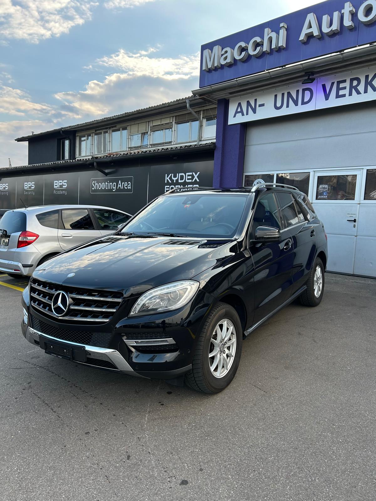 MERCEDES-BENZ ML 350 BlueTEC Executive 4Matic 7G-Tronic