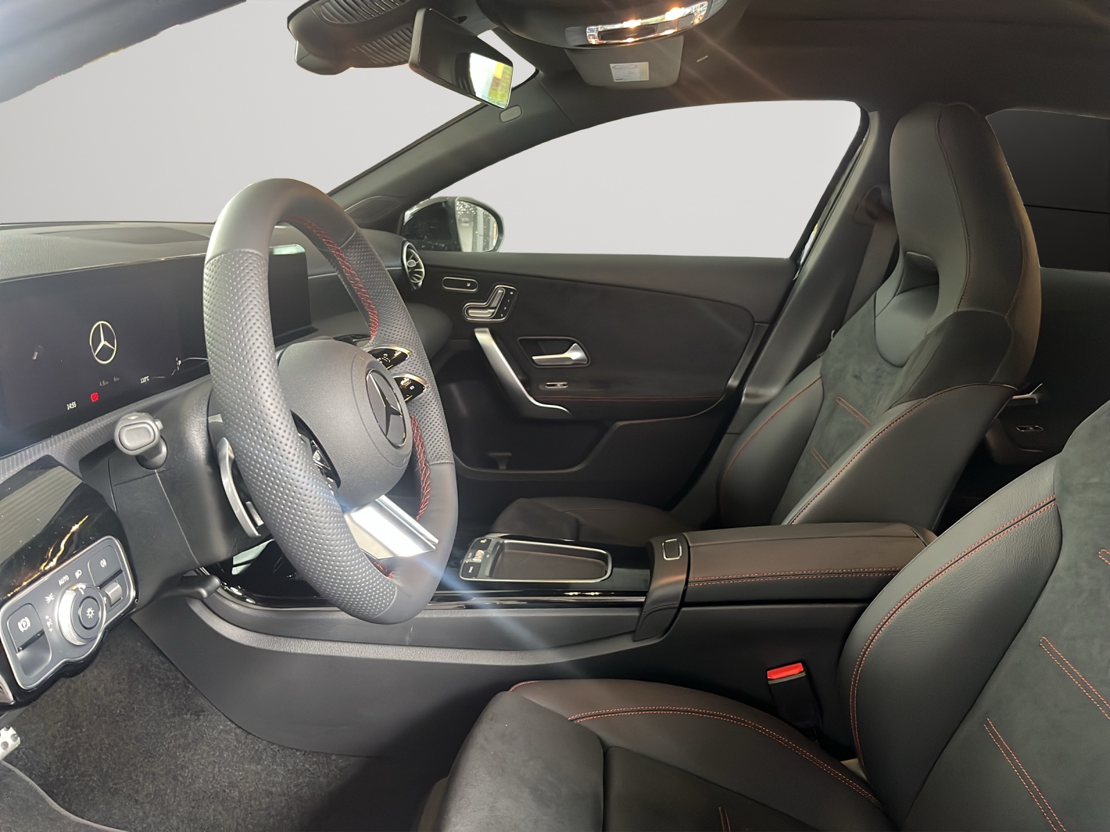 Image MERCEDES-BENZ A-220 A 220 4Matic 8G-DCT