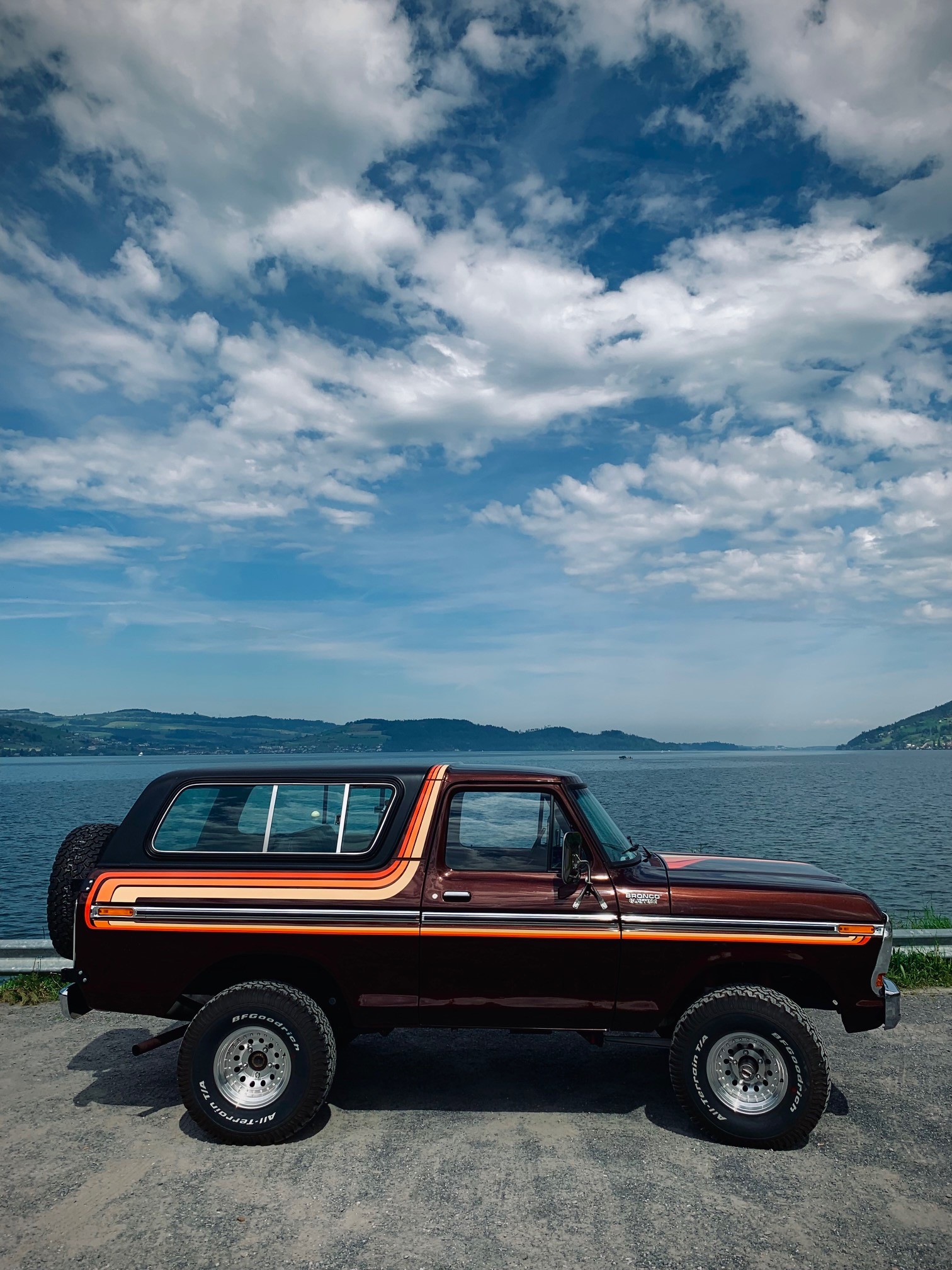 FORD U150H Custom