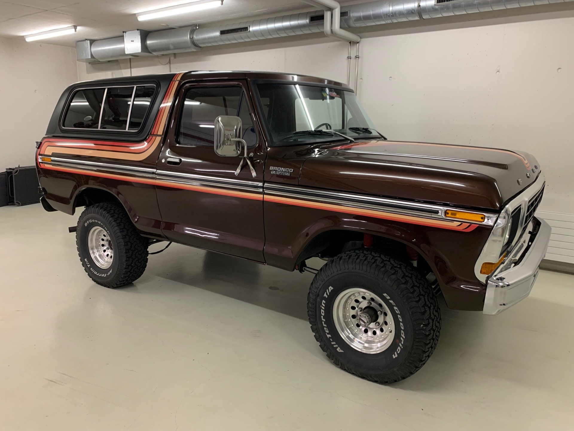 FORD U150H Custom-image-3