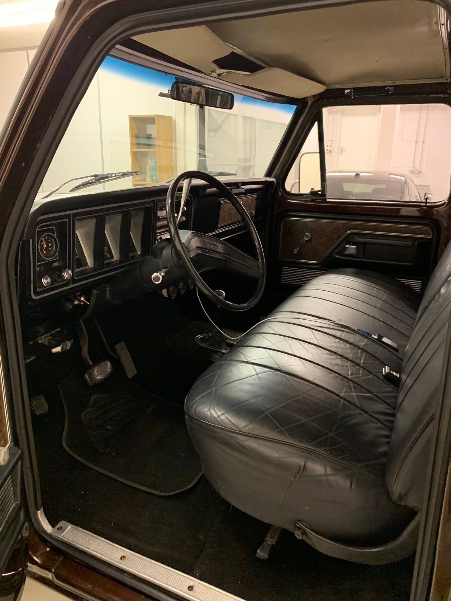 FORD U150H Custom-image-10