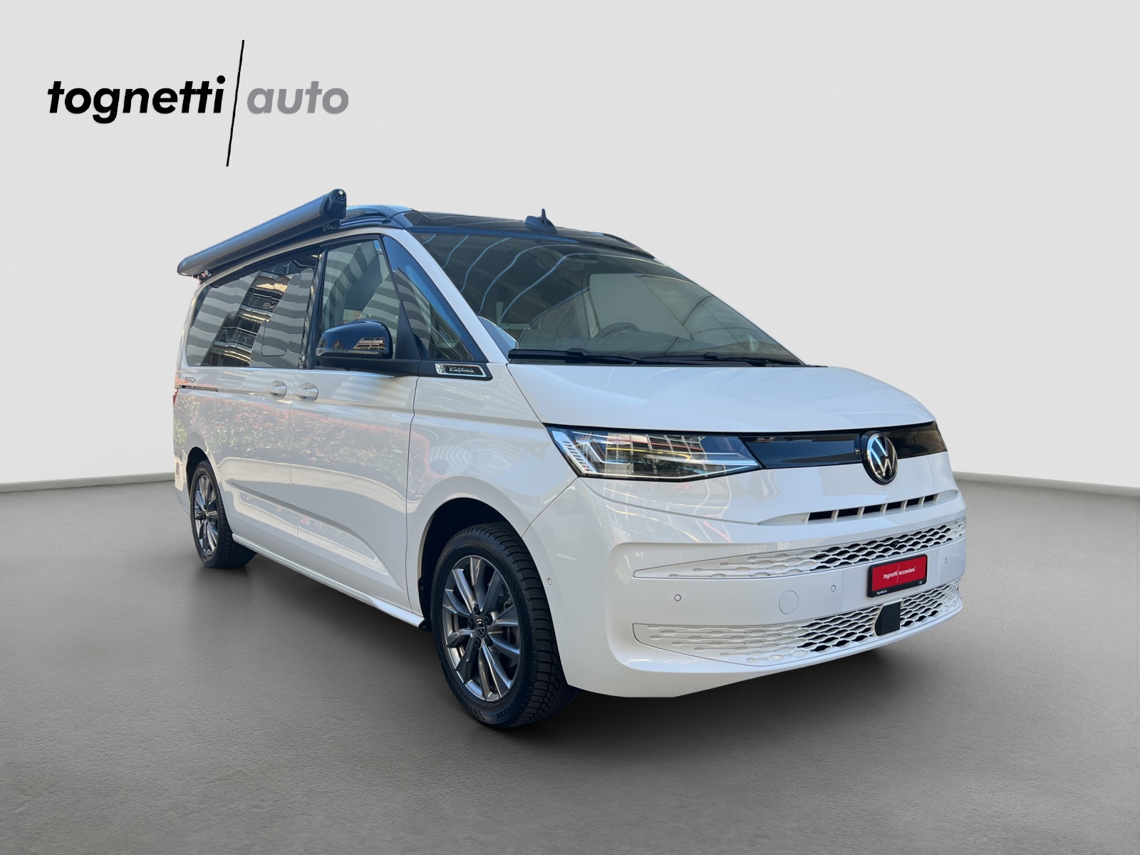 VW California 2.0 TDI Beach Camper Liberty-image-1