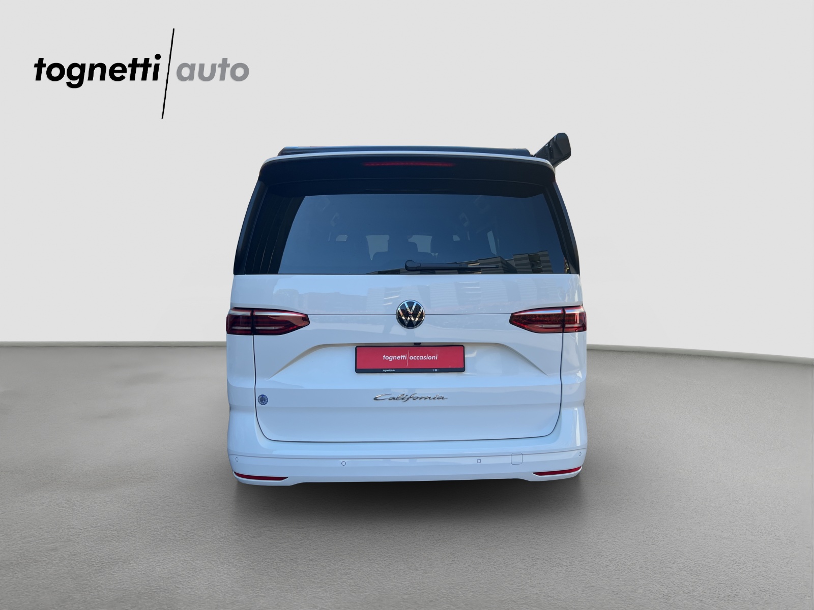 VW California 2.0 TDI Beach Camper Liberty-image-5