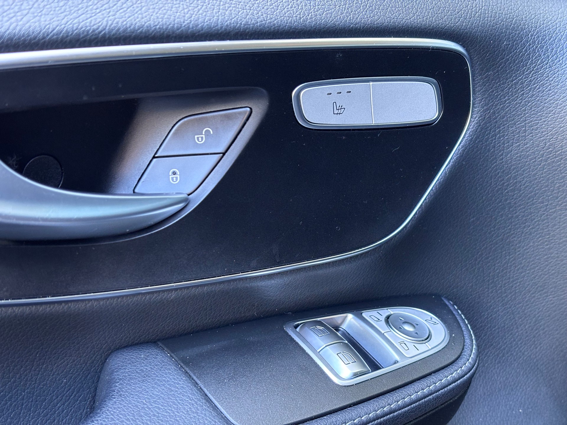 MERCEDES-BENZ V 250 d lang Avantgarde 4Matic G-Tronic-image-9