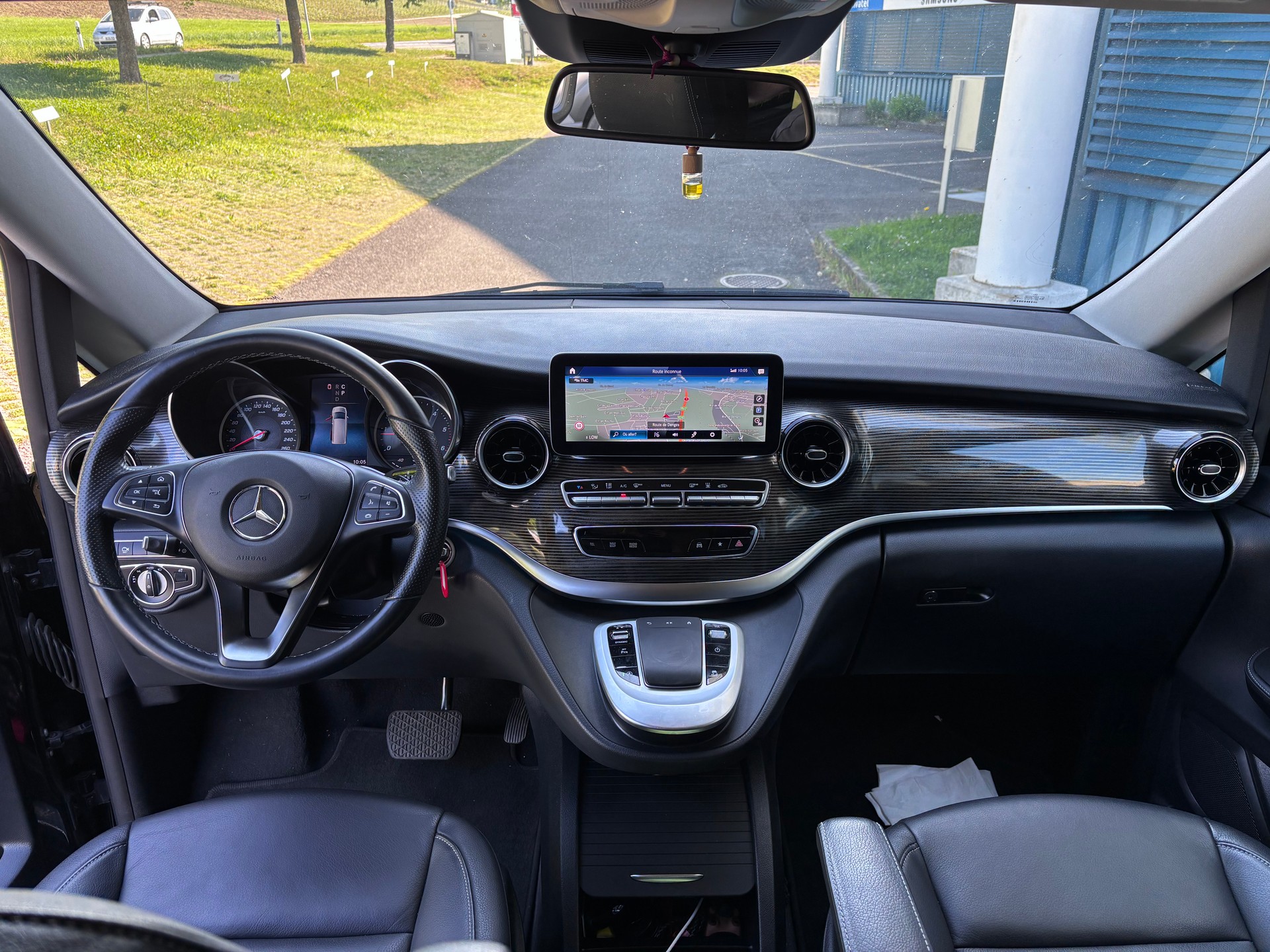 MERCEDES-BENZ V 250 d lang Avantgarde 4Matic G-Tronic-image-21