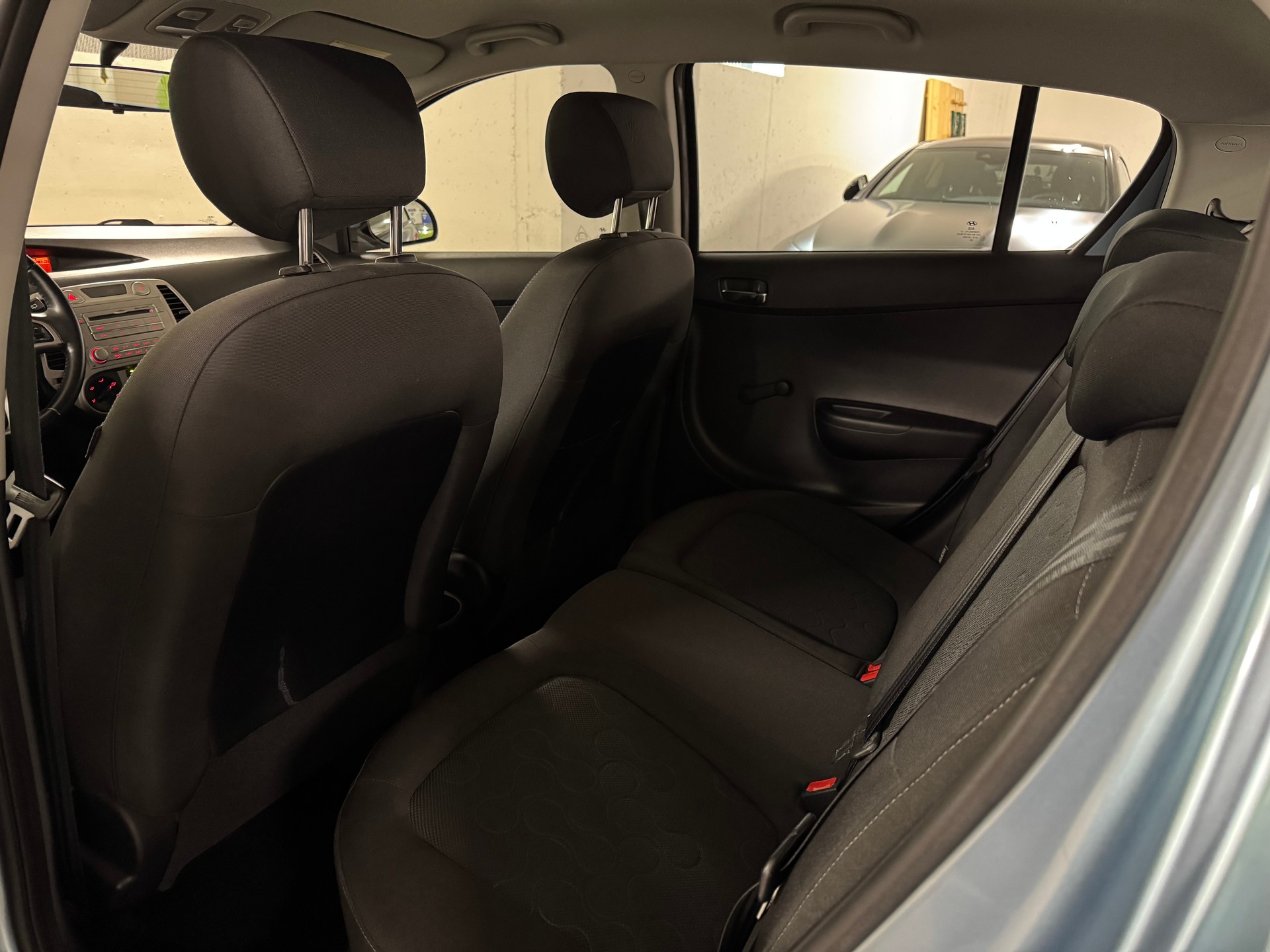HYUNDAI i20 1.4 Style 1-Hand, CH-Fahrzeug-image-10