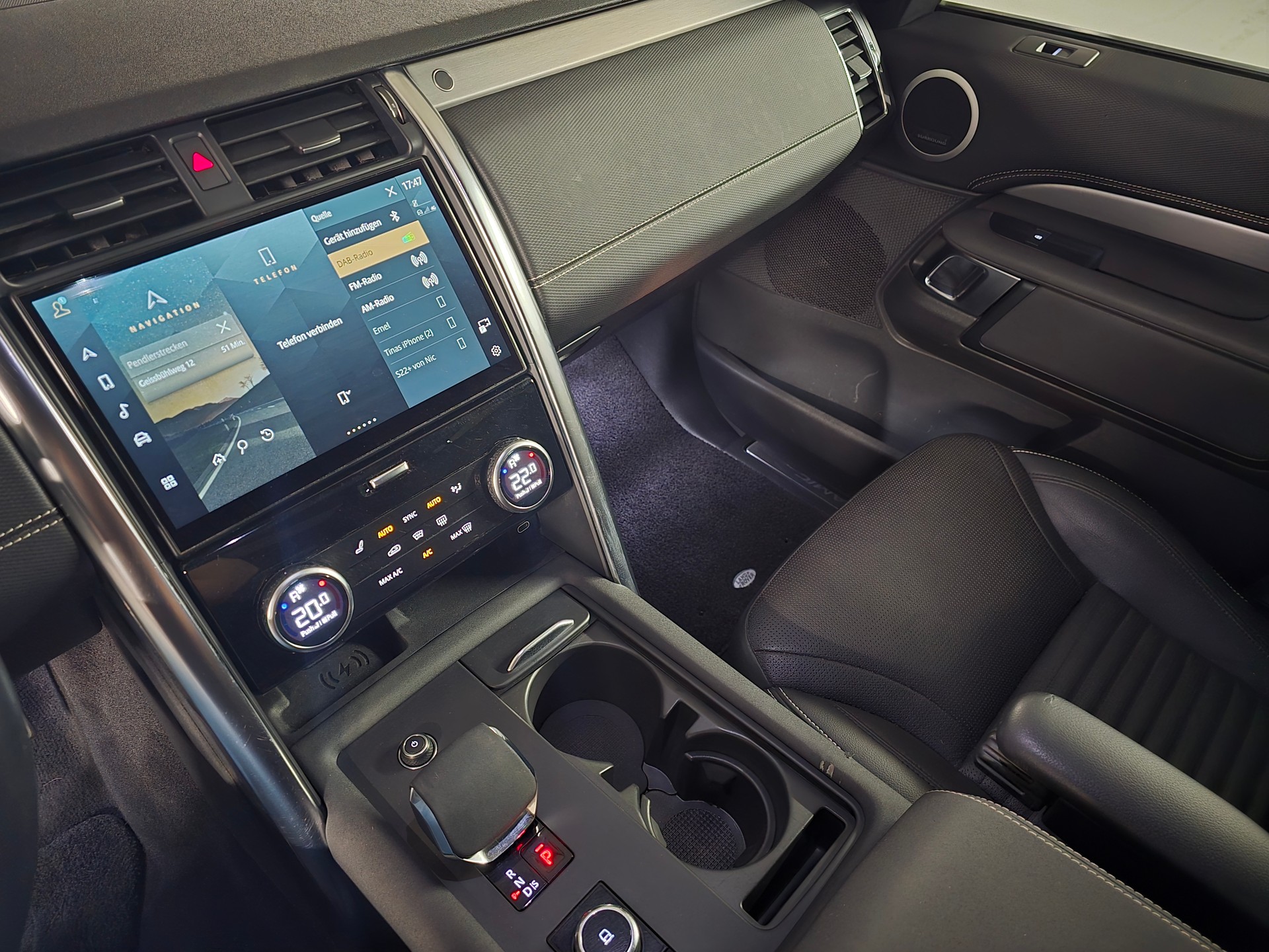 LAND ROVER Discovery 3.0 i6 360 SE AWD Automatic-image-10