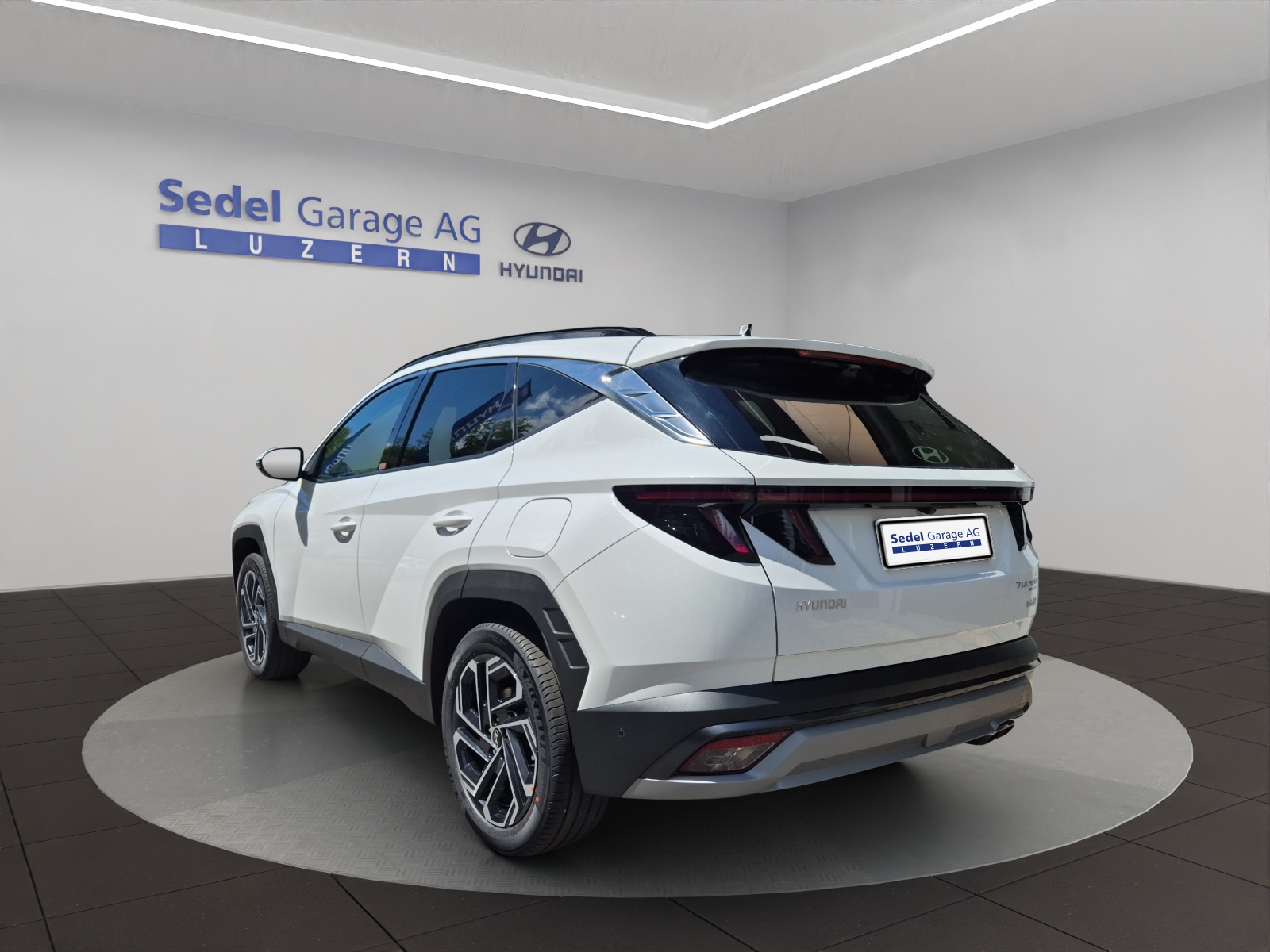 HYUNDAI Tucson 1.6 T-GDi HEV Vertex Swiss Edition 4WD-image-3