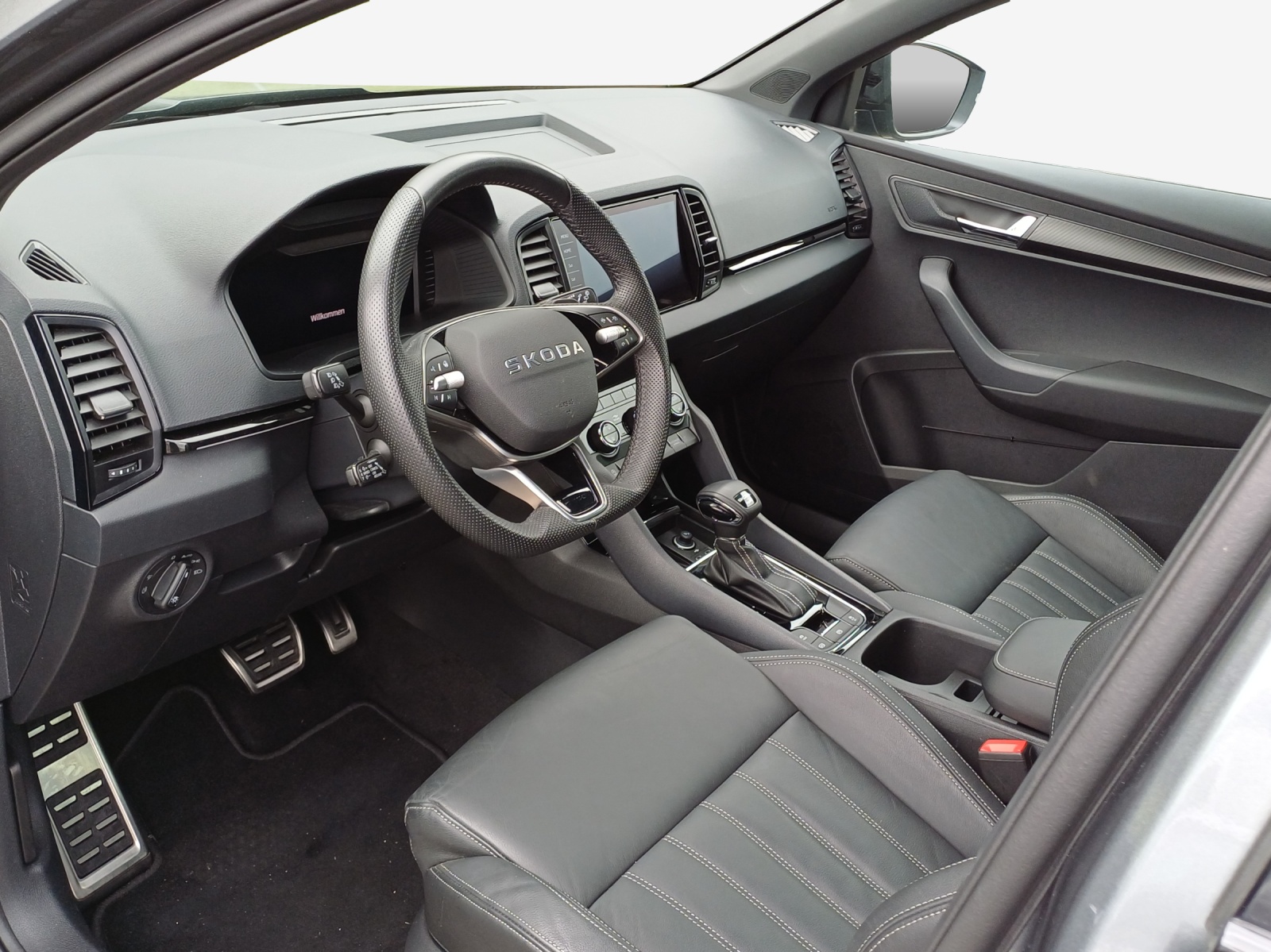 SKODA Karoq 2.0 TSI SportLine 4x4 DSG-image-7