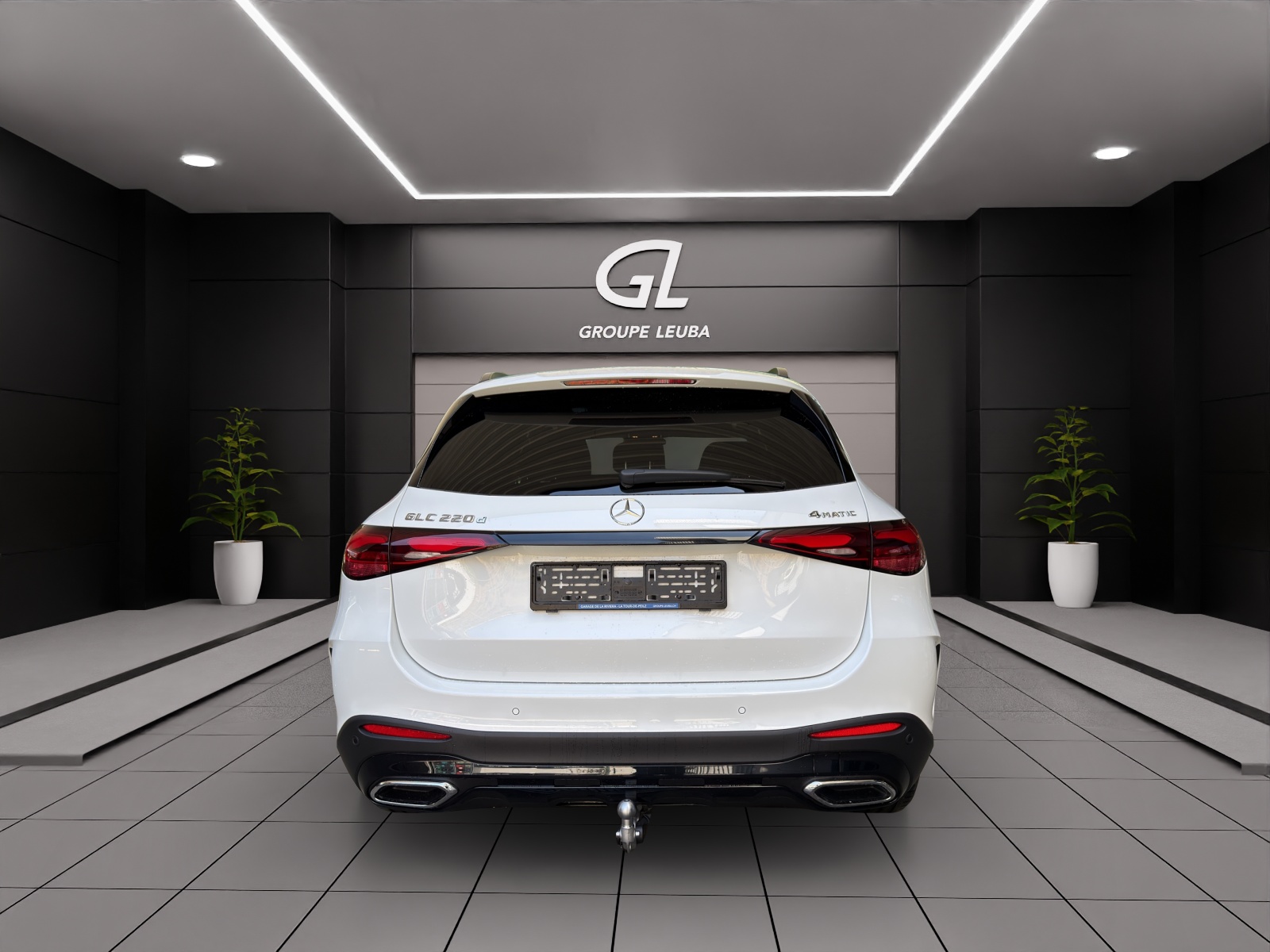 MERCEDES-BENZ GLC 220 d 4Matic 9G-Tronic-image-4