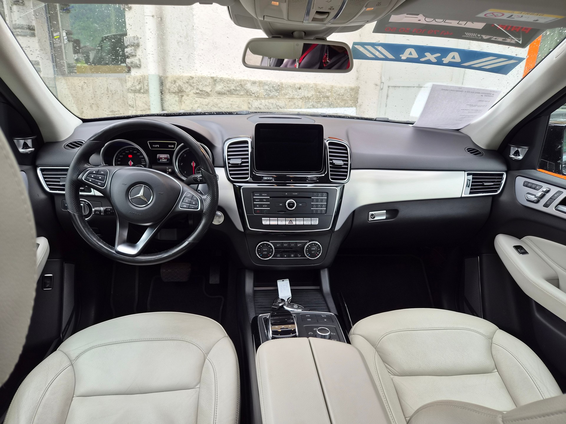 MERCEDES-BENZ GLE 350 d 4Matic 9G-Tronic-image-6