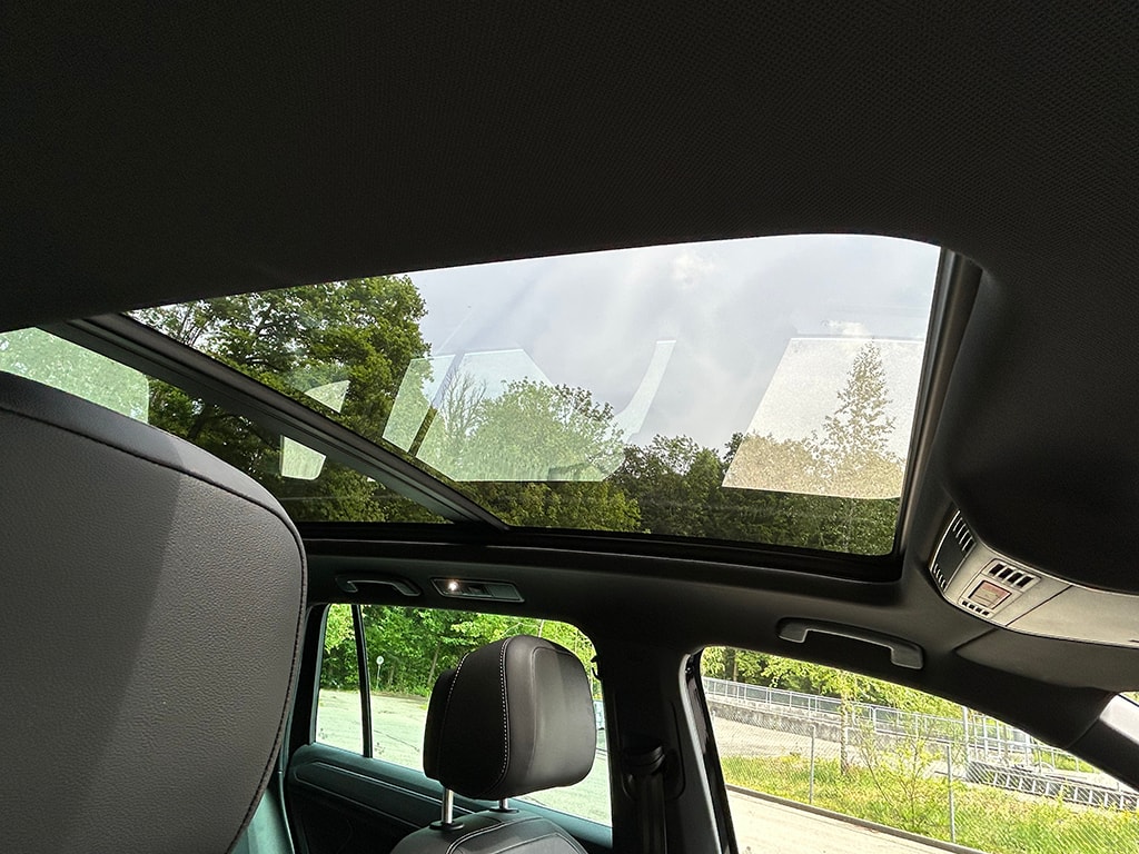 VW Tiguan 2.0 TDI SCR Highline 4Motion DSG-image-5