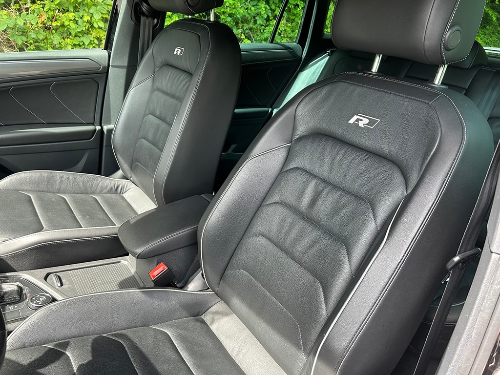 VW Tiguan 2.0 TDI SCR Highline 4Motion DSG-image-3