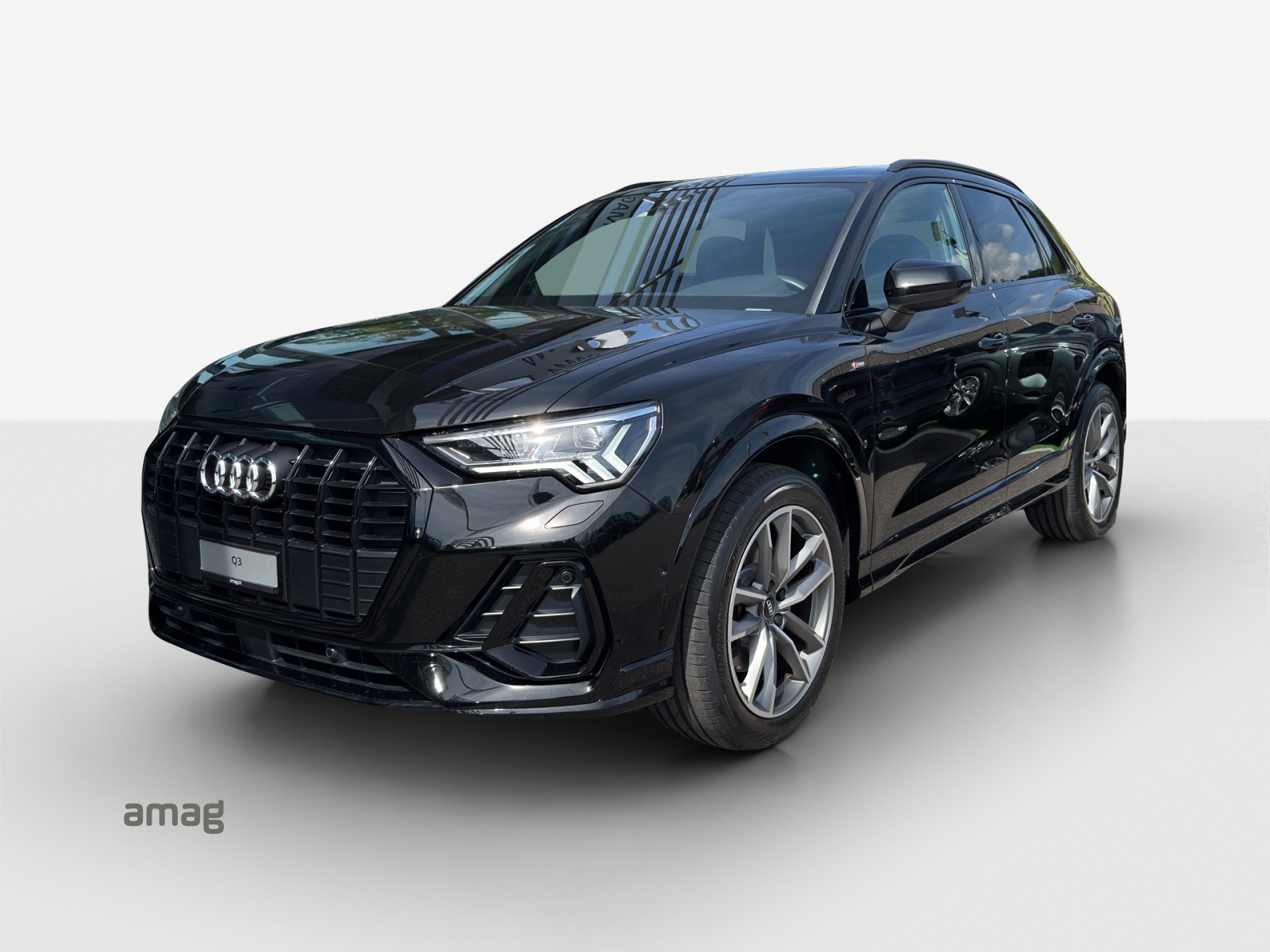 AUDI Q3 45 TFSI S line quattro S-tronic