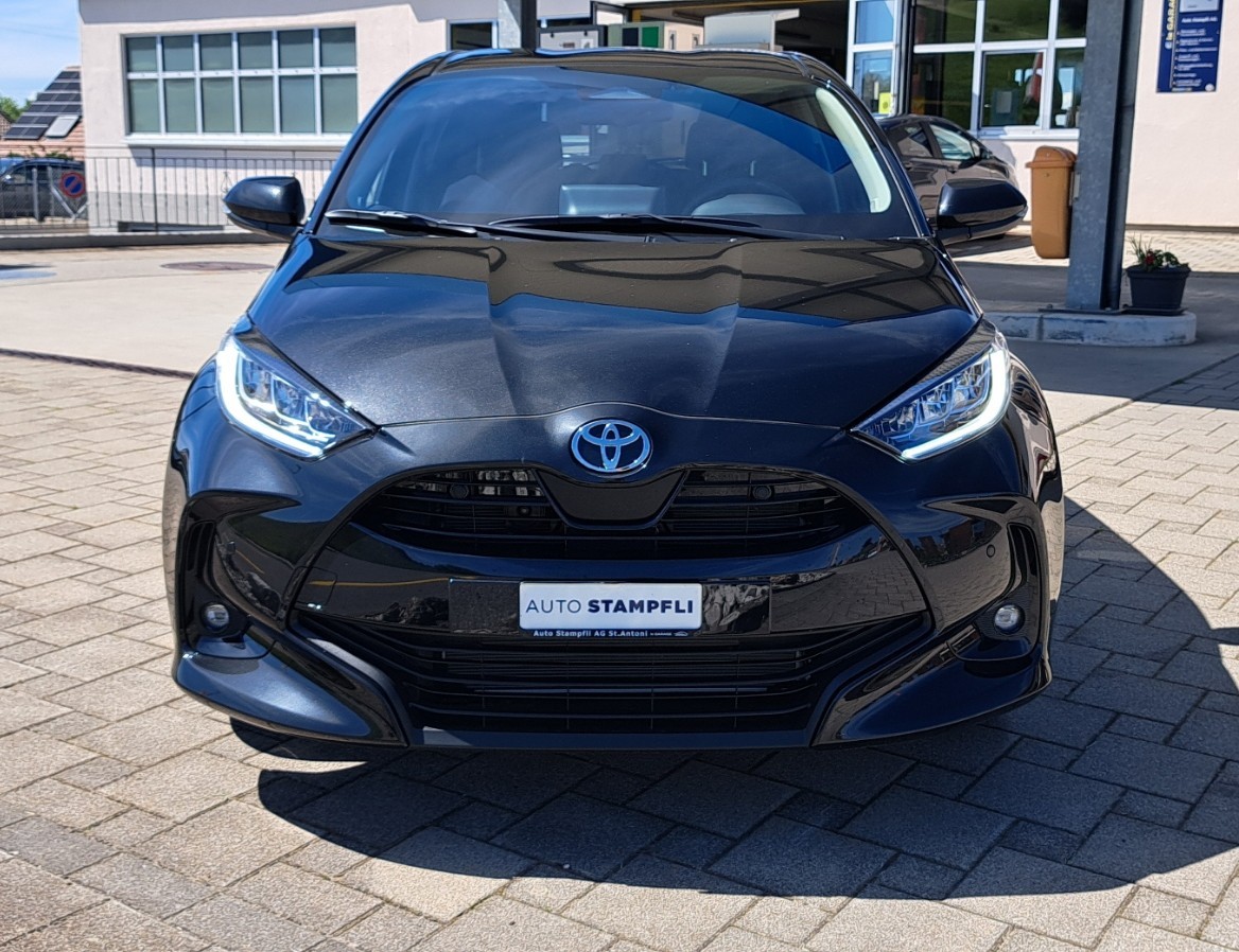 TOYOTA Yaris 1.5 Teamplayer Plus e-CVT