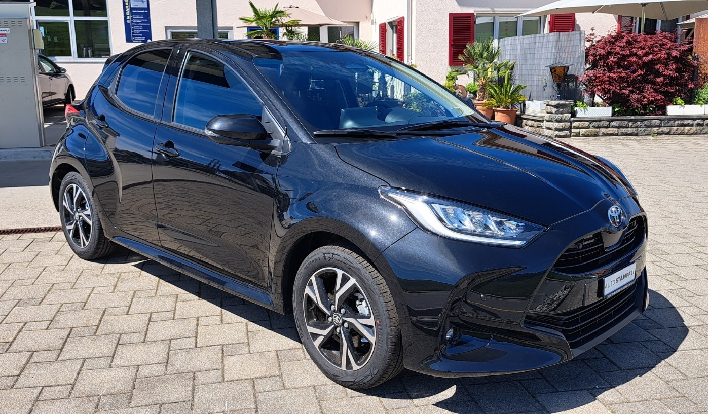 TOYOTA Yaris 1.5 Teamplayer Plus e-CVT-image-7
