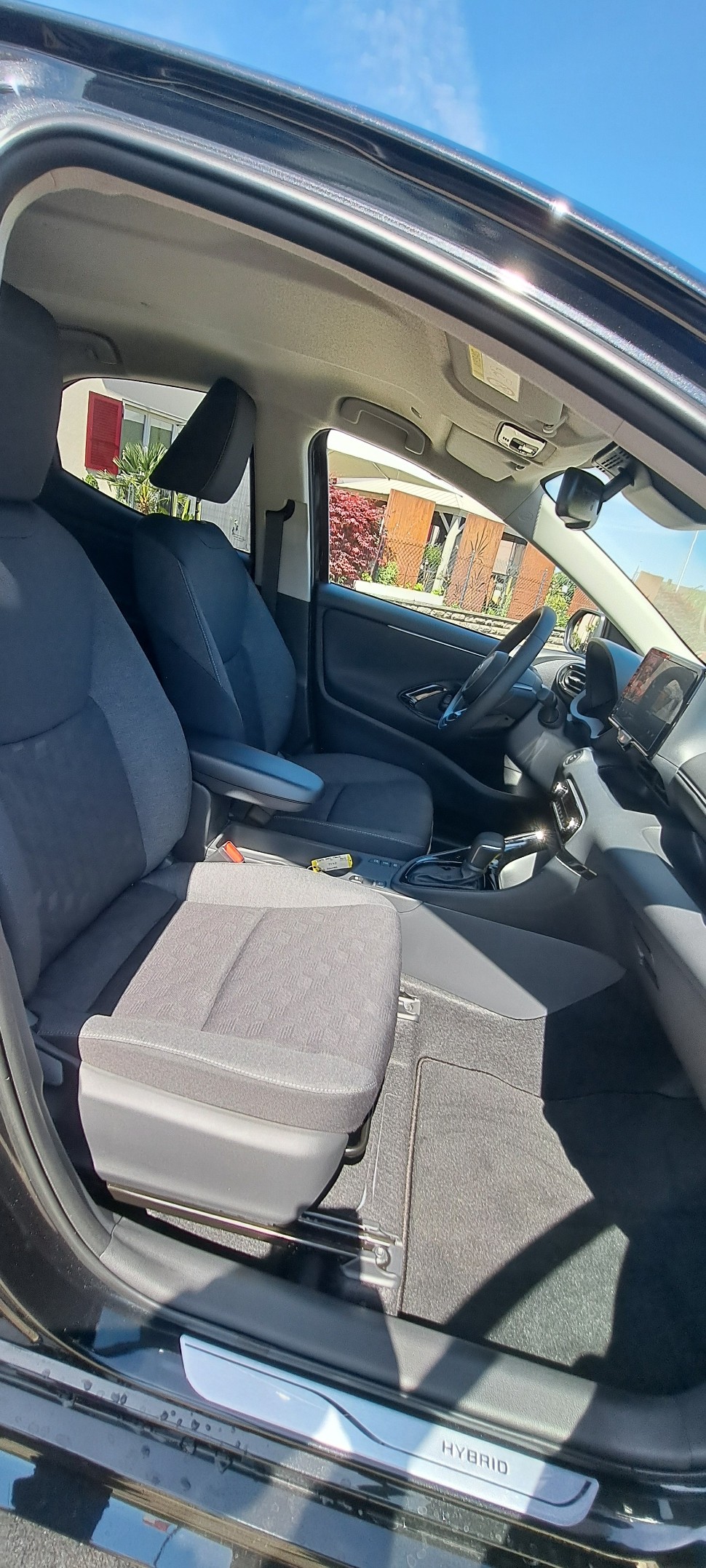 TOYOTA Yaris 1.5 Teamplayer Plus e-CVT-image-11
