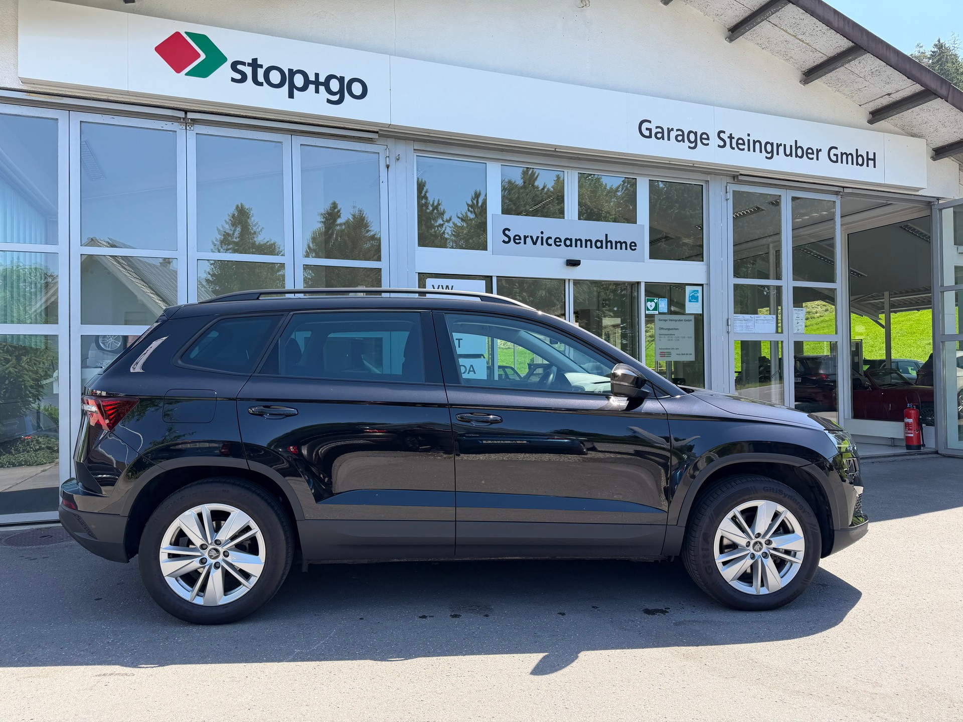 SKODA Karoq 2.0 TDI CR Selection 4x4 DSG-image-4