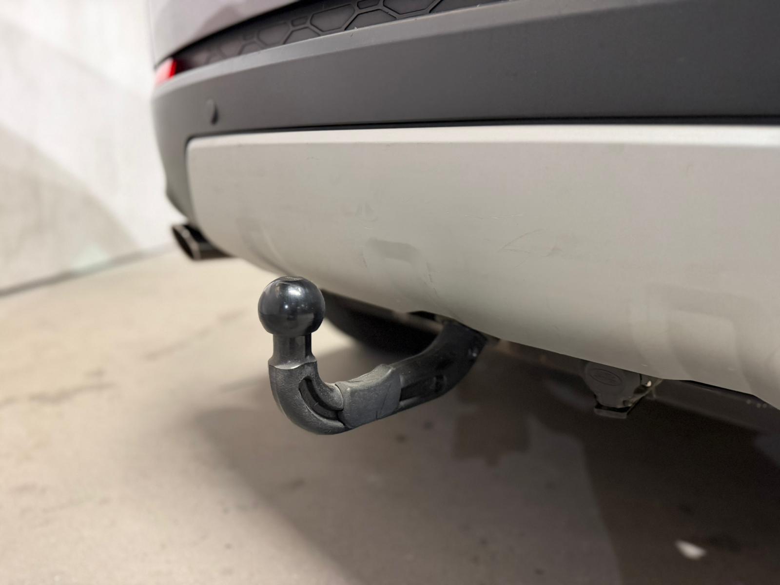 LAND ROVER Discovery Sport 2.0 TD4 HSE AT9-image-12