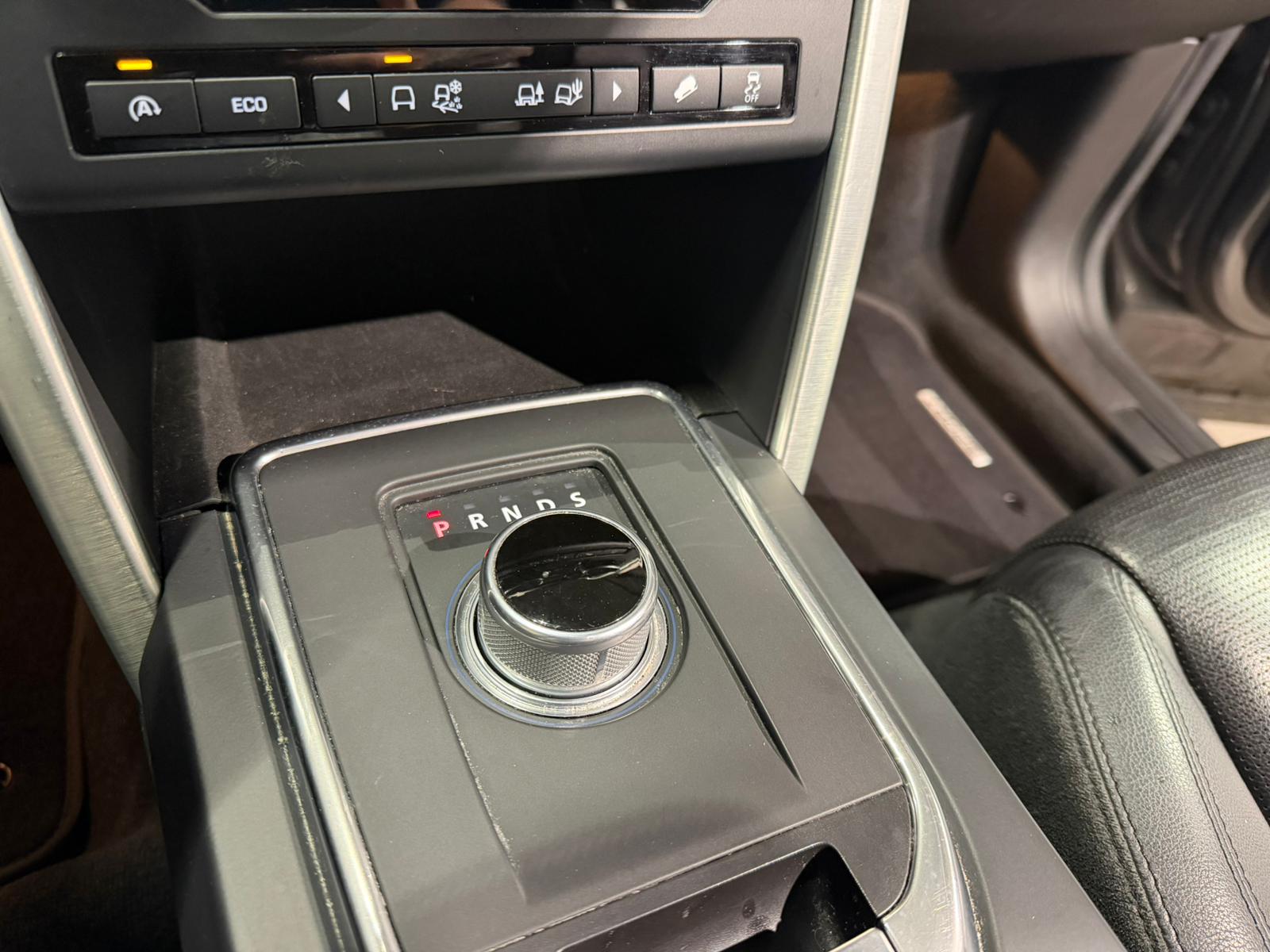 LAND ROVER Discovery Sport 2.0 TD4 HSE AT9-image-19