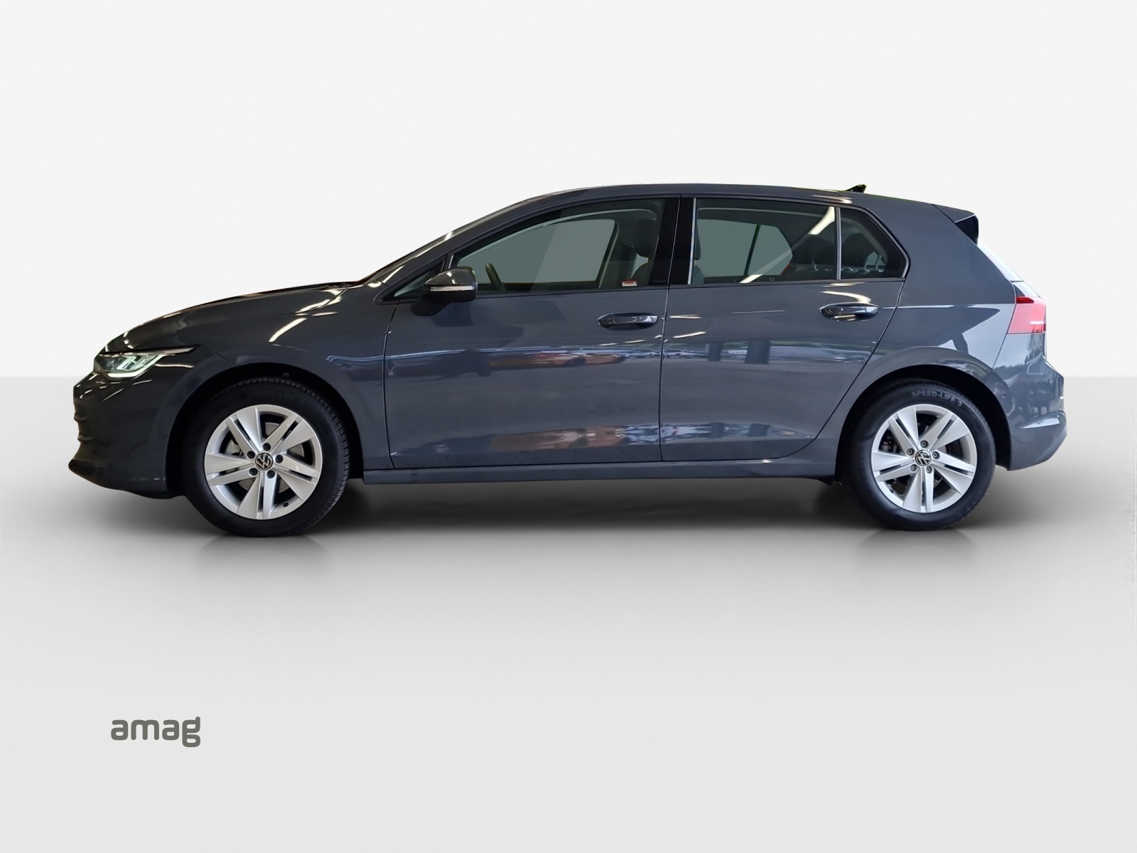VW Golf 1.5 e TSI mHEV Life DSG-image-1