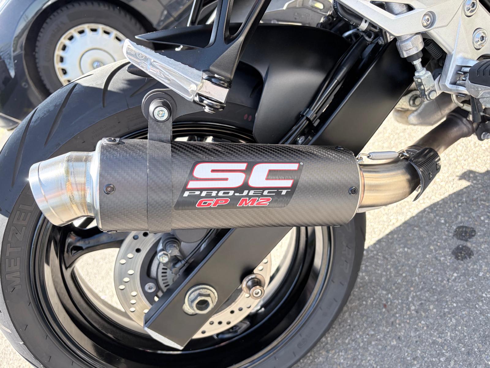 SUZUKI GSR 750 ABS-image-6