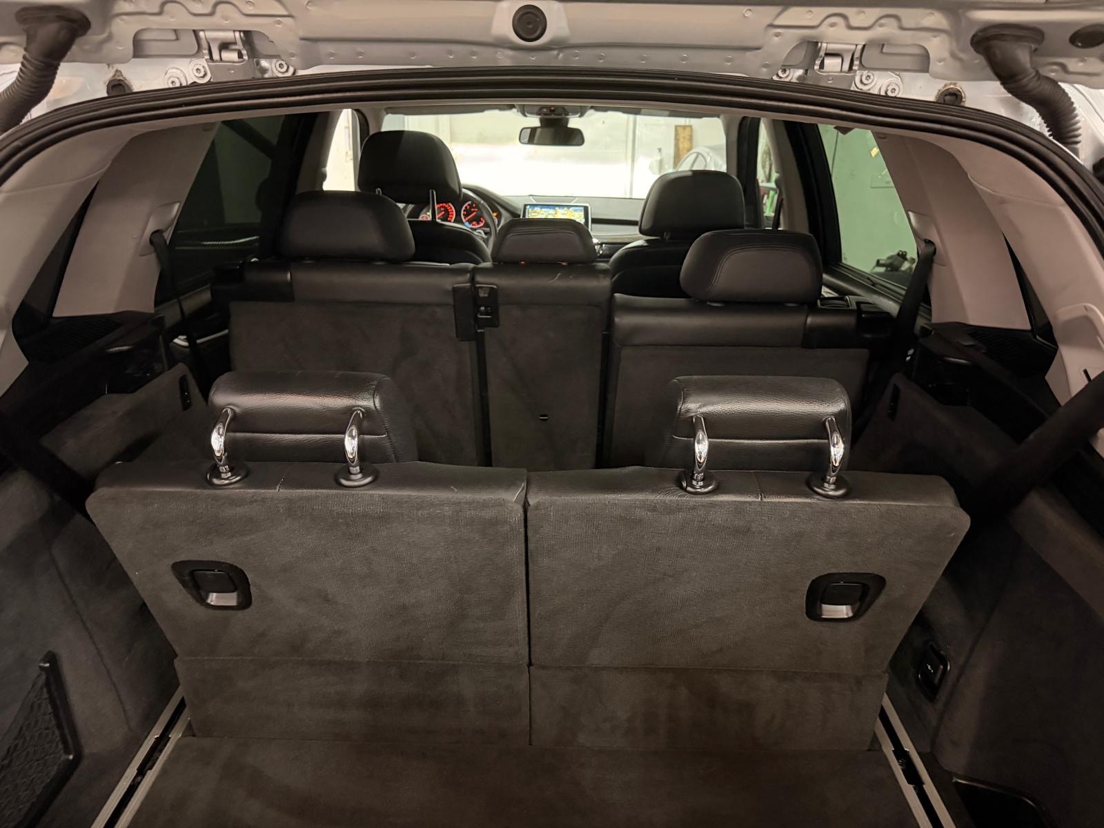 BMW X5 xDrive 40d Steptronic 7 Plätze M-paket-image-9