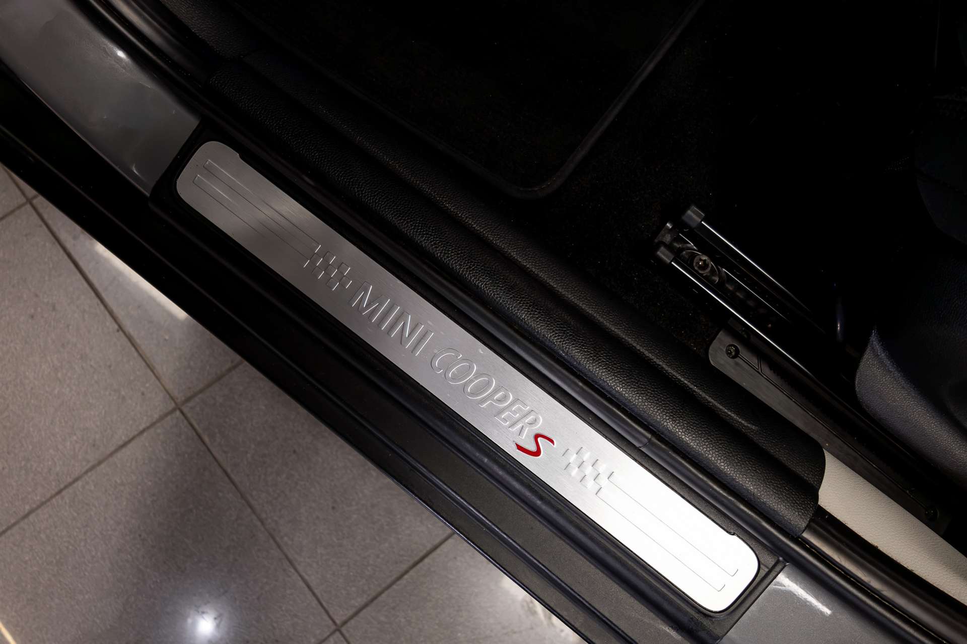 MINI Cooper S-image-11