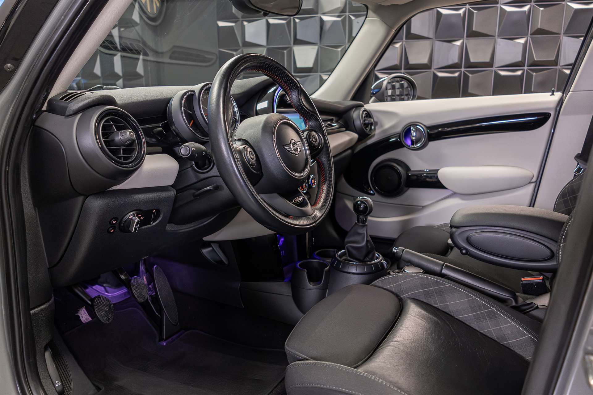 MINI Cooper S-image-12