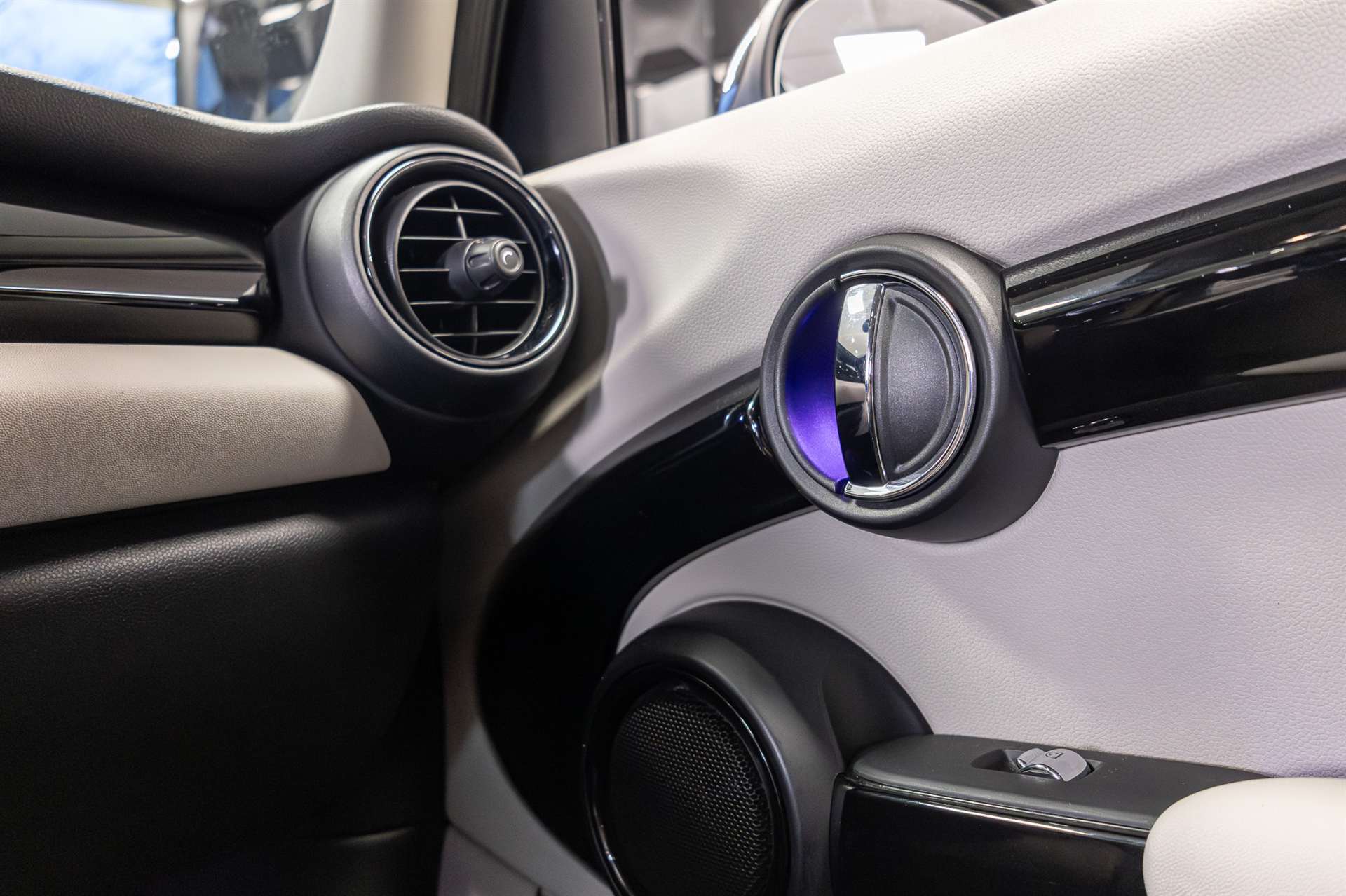 MINI Cooper S-image-20