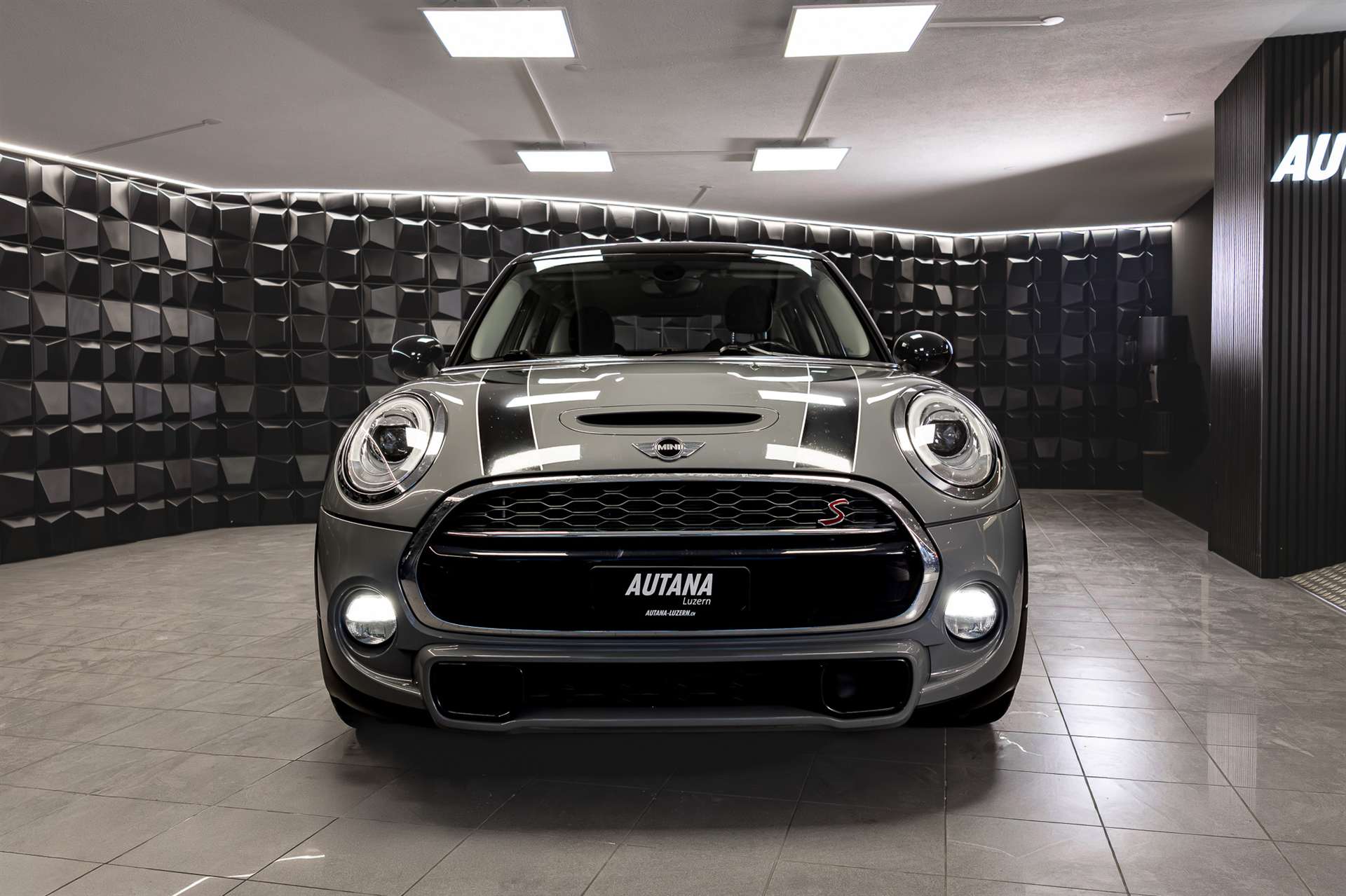 MINI Cooper S-image-3