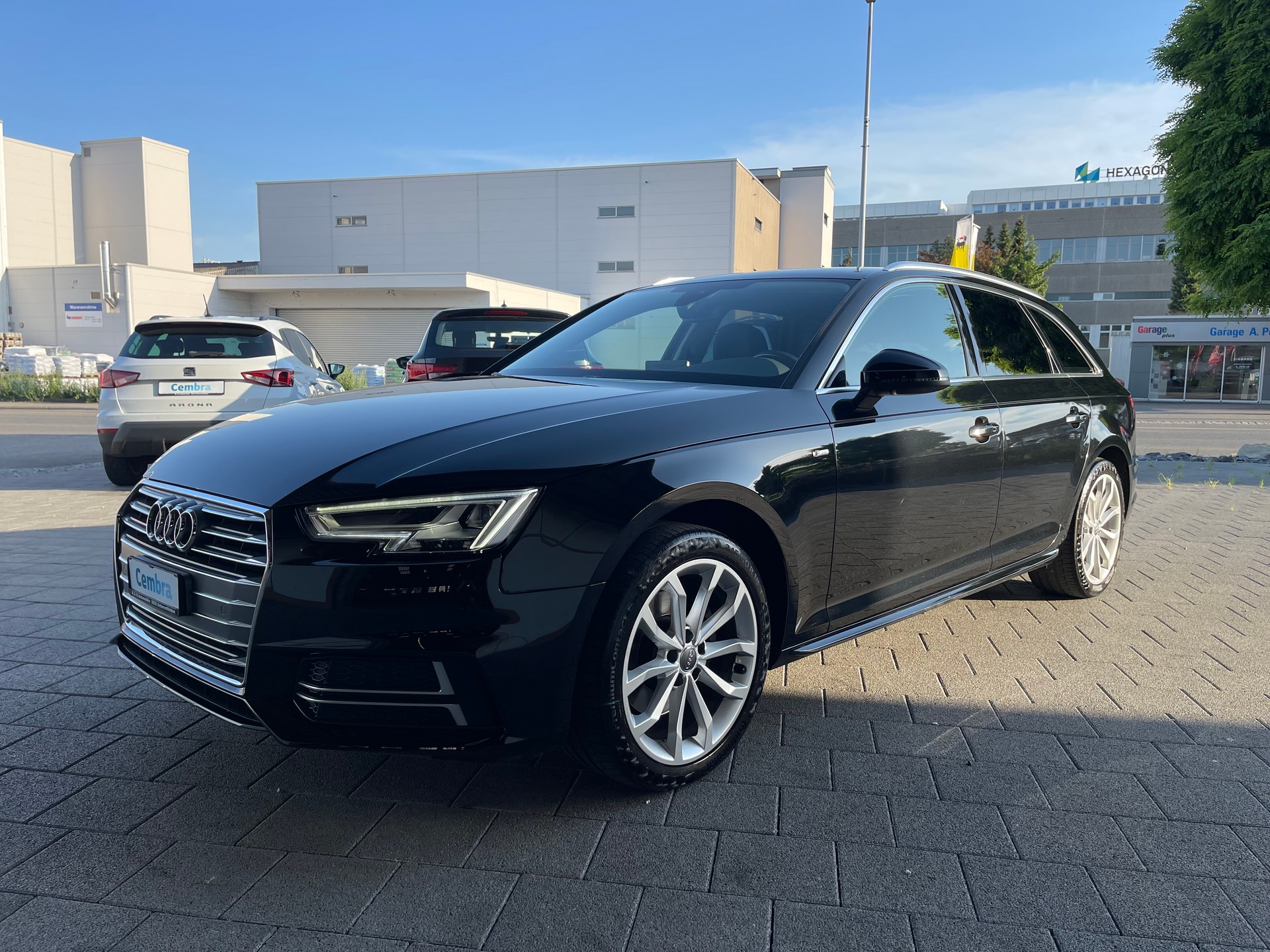AUDI A4 Avant 2.0 TFSI S-Line S-tronic-image-0
