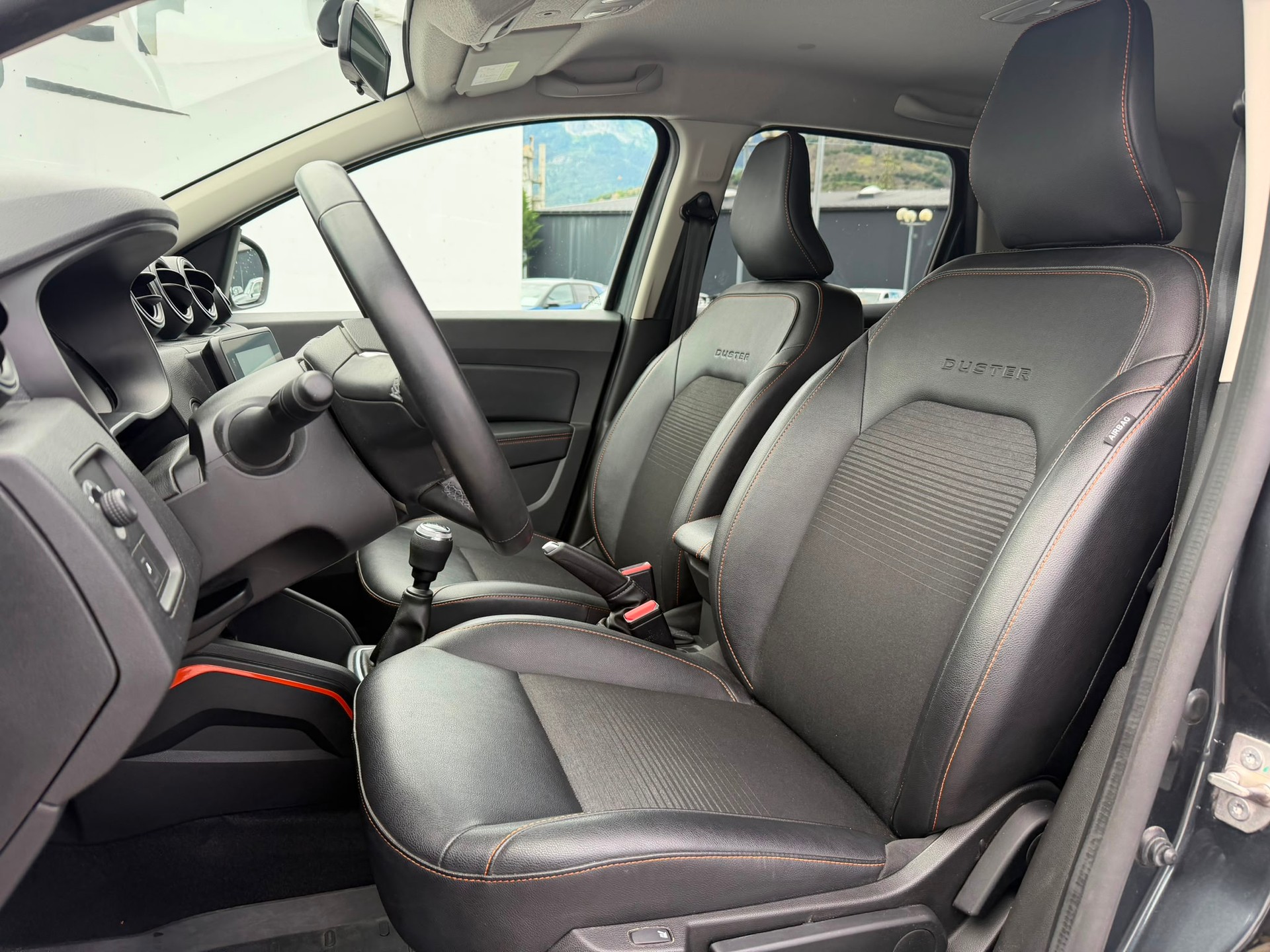 DACIA Duster TCe 150 Extreme 4x4-image-11