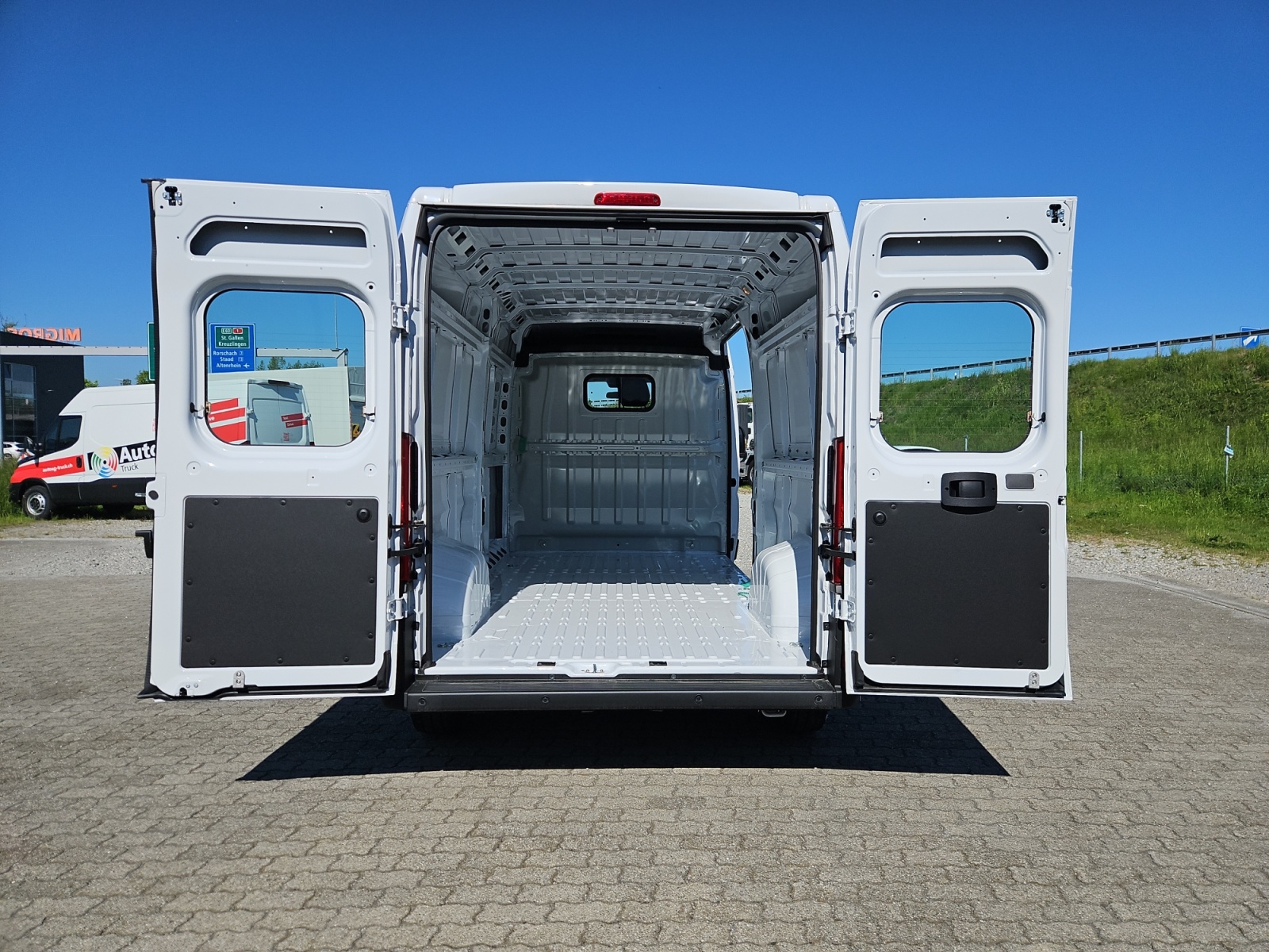 CITROEN Jumper 33 2.2 BlueHDi 140 L3H2-image-7
