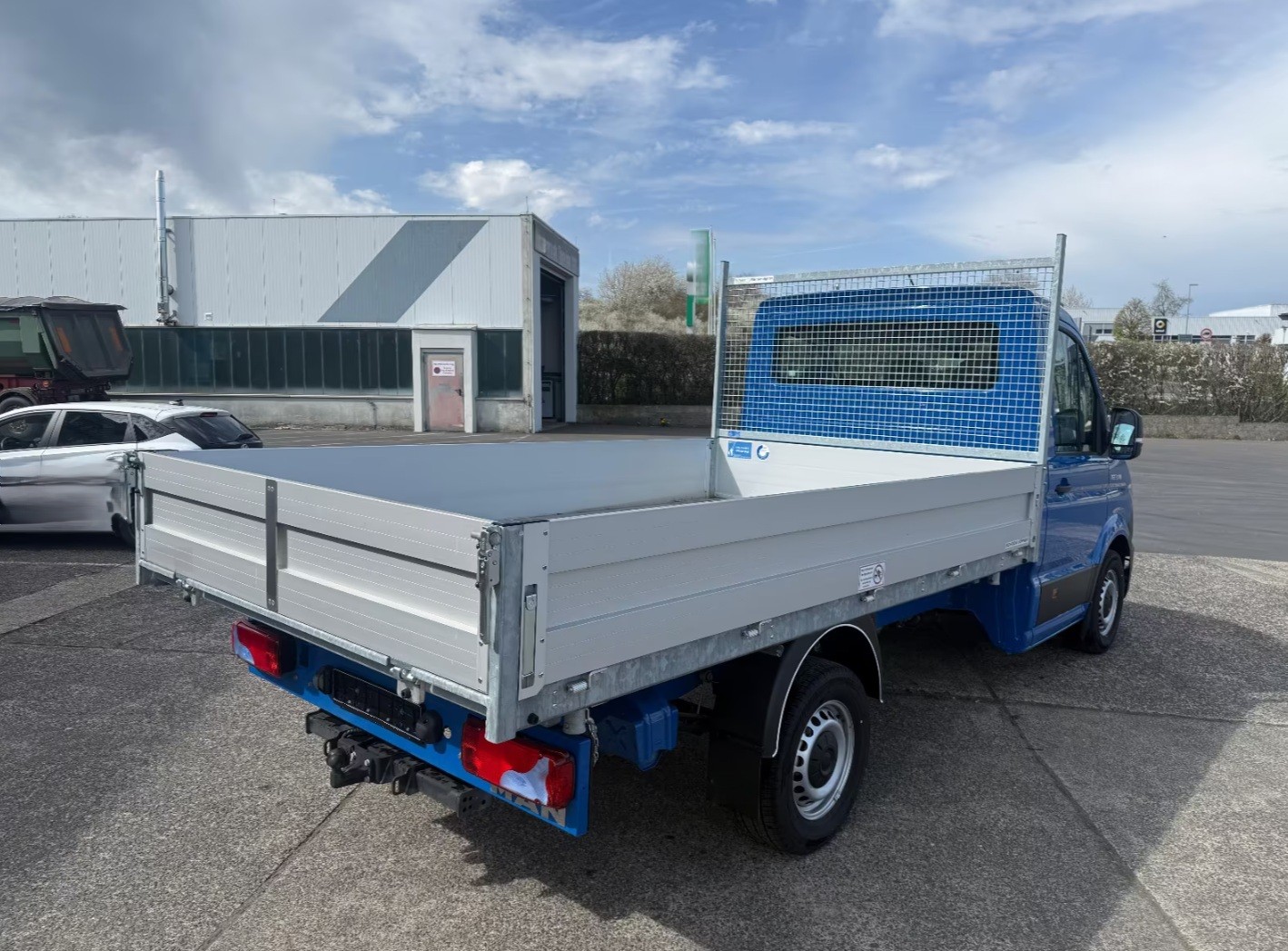 MAN TGE 3.160 4x2 SB Einzelkabine 3-Seitenkipper kurz-image-2