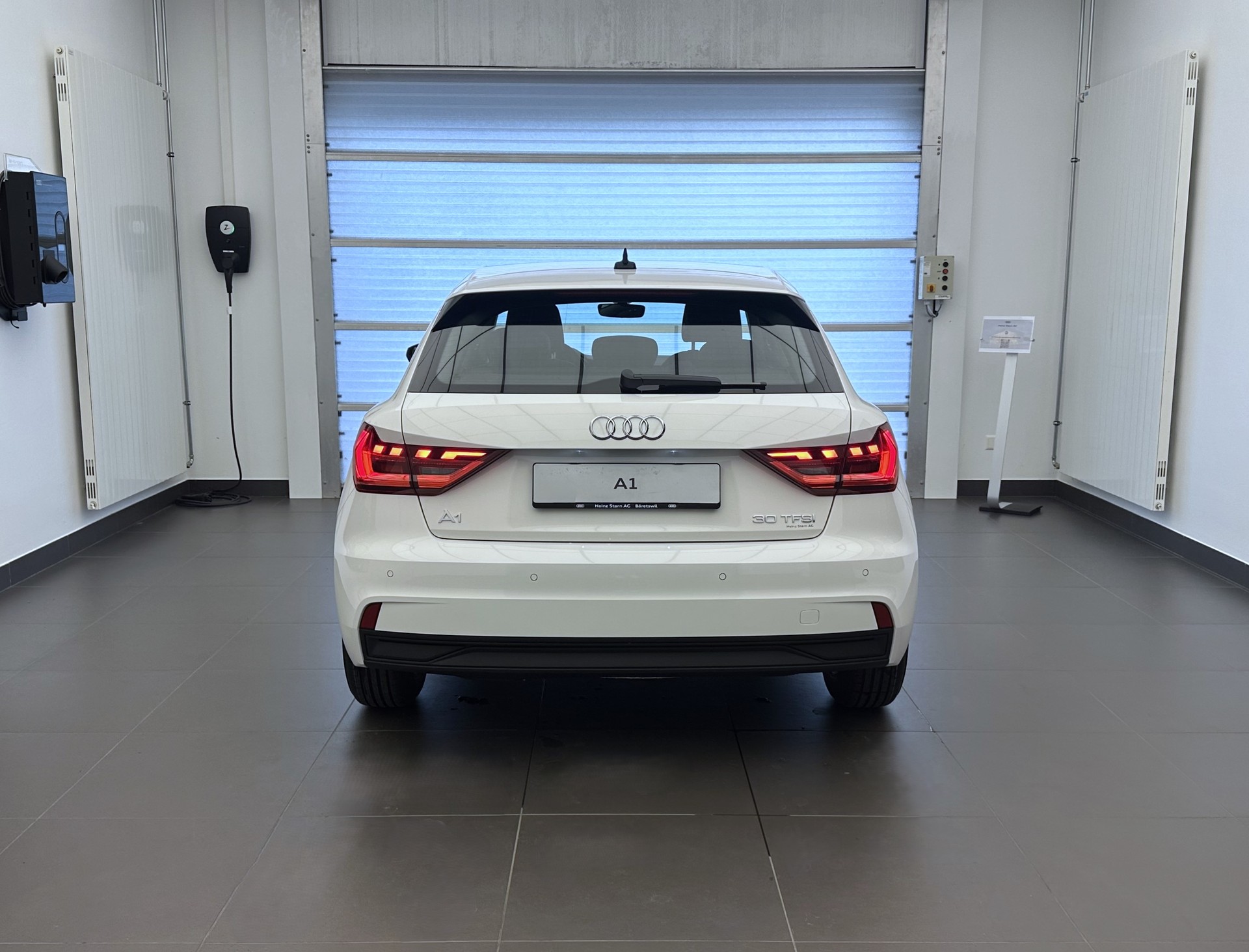 AUDI A1 Sportback 30 TFSI Attraction S-tronic-image-22