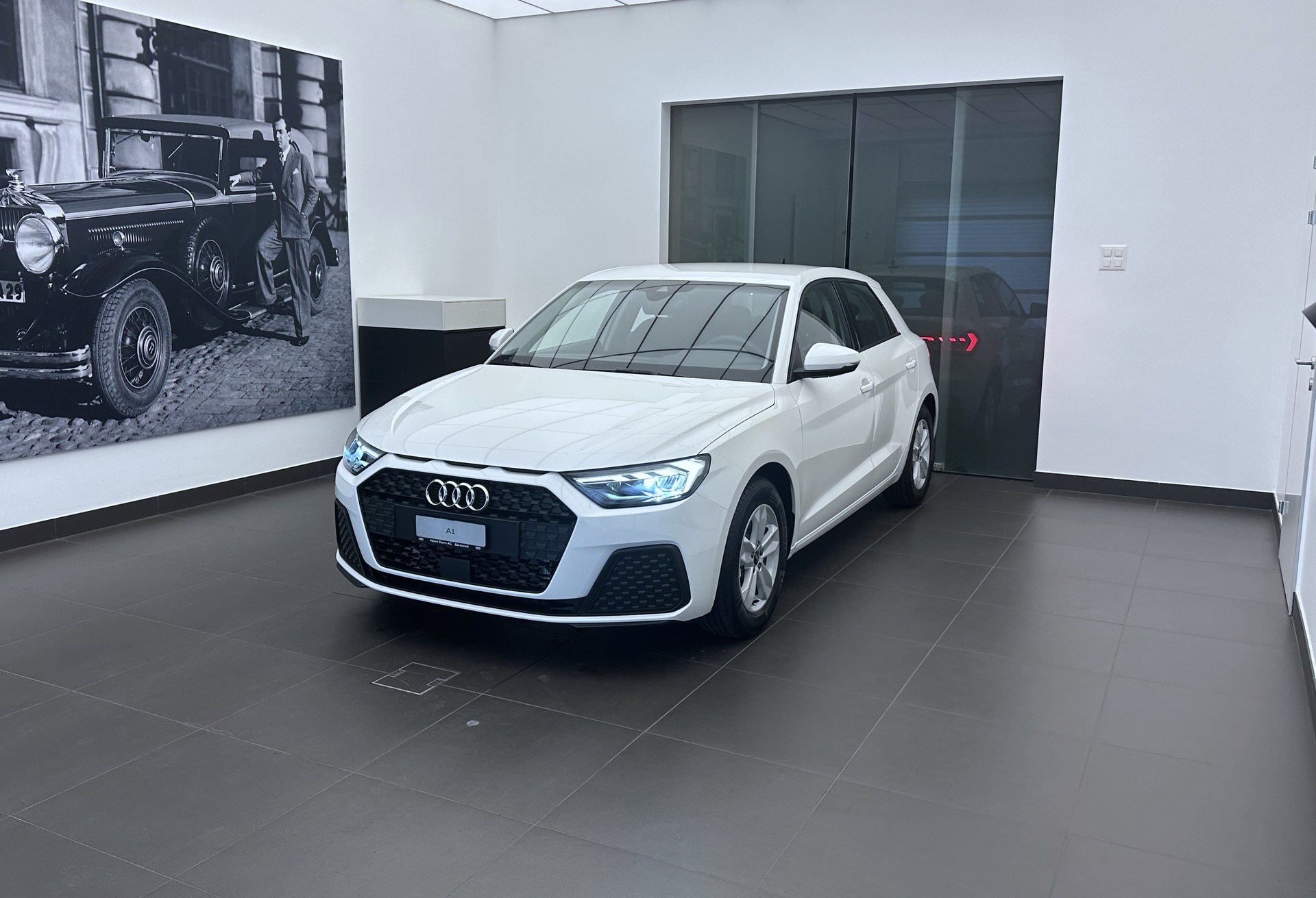 AUDI A1 Sportback 30 TFSI Attraction S-tronic-image-0