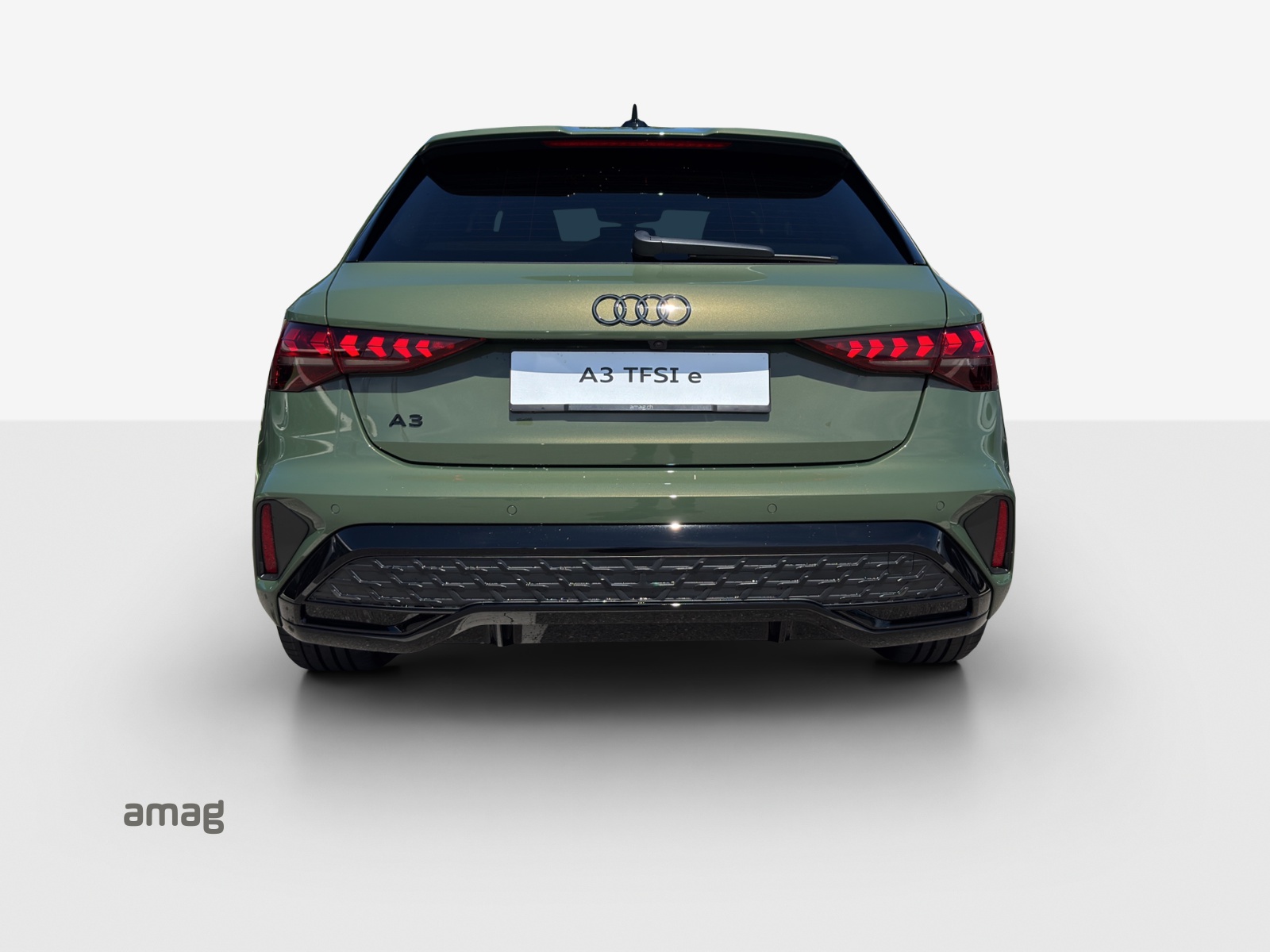 AUDI A3 Sportback TFSI e 200 kW S line S tronic-showroom-element-3