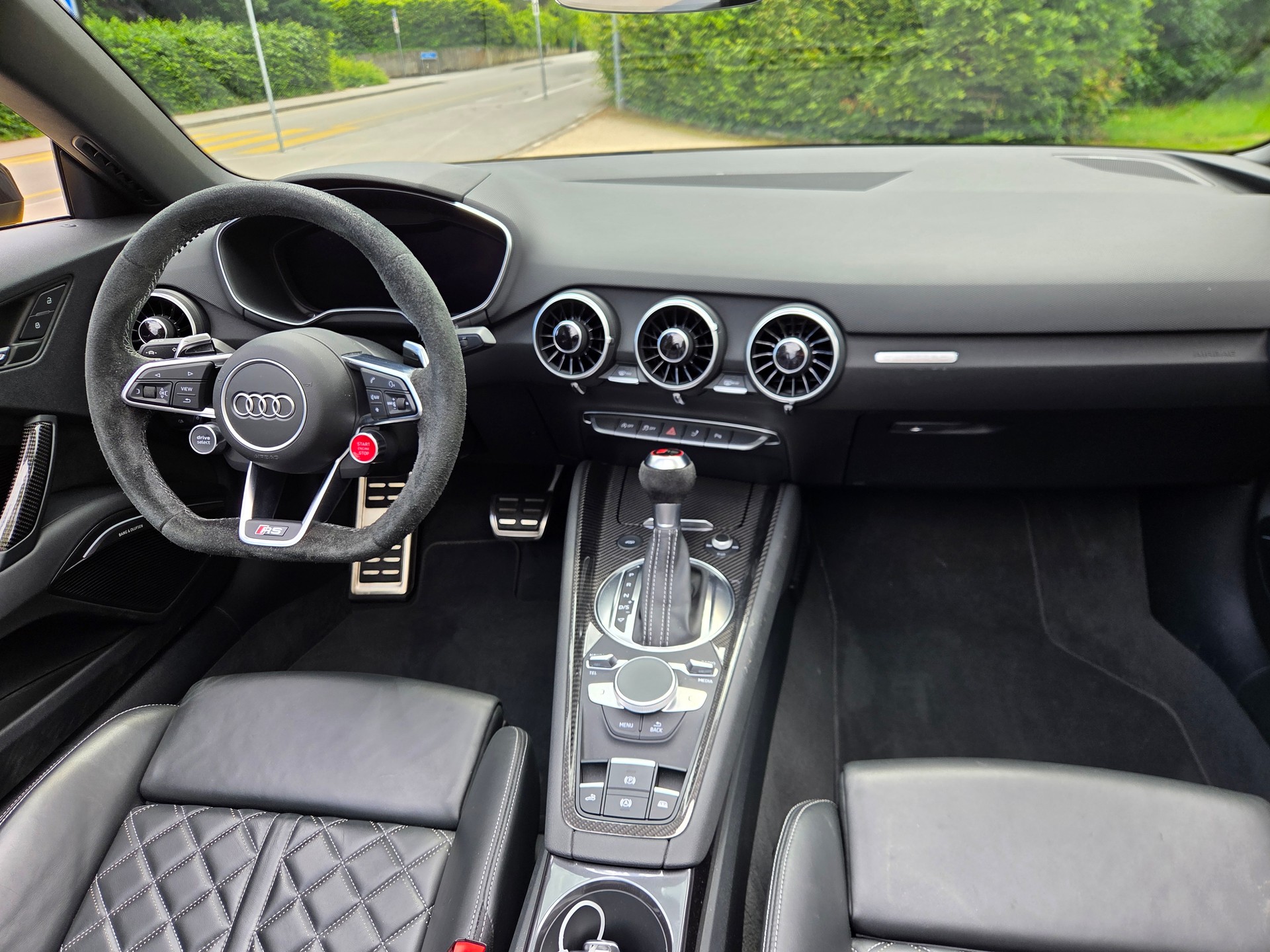 AUDI TT RS ROADSTER 2.5 TFSI QUATTRO S-image-5