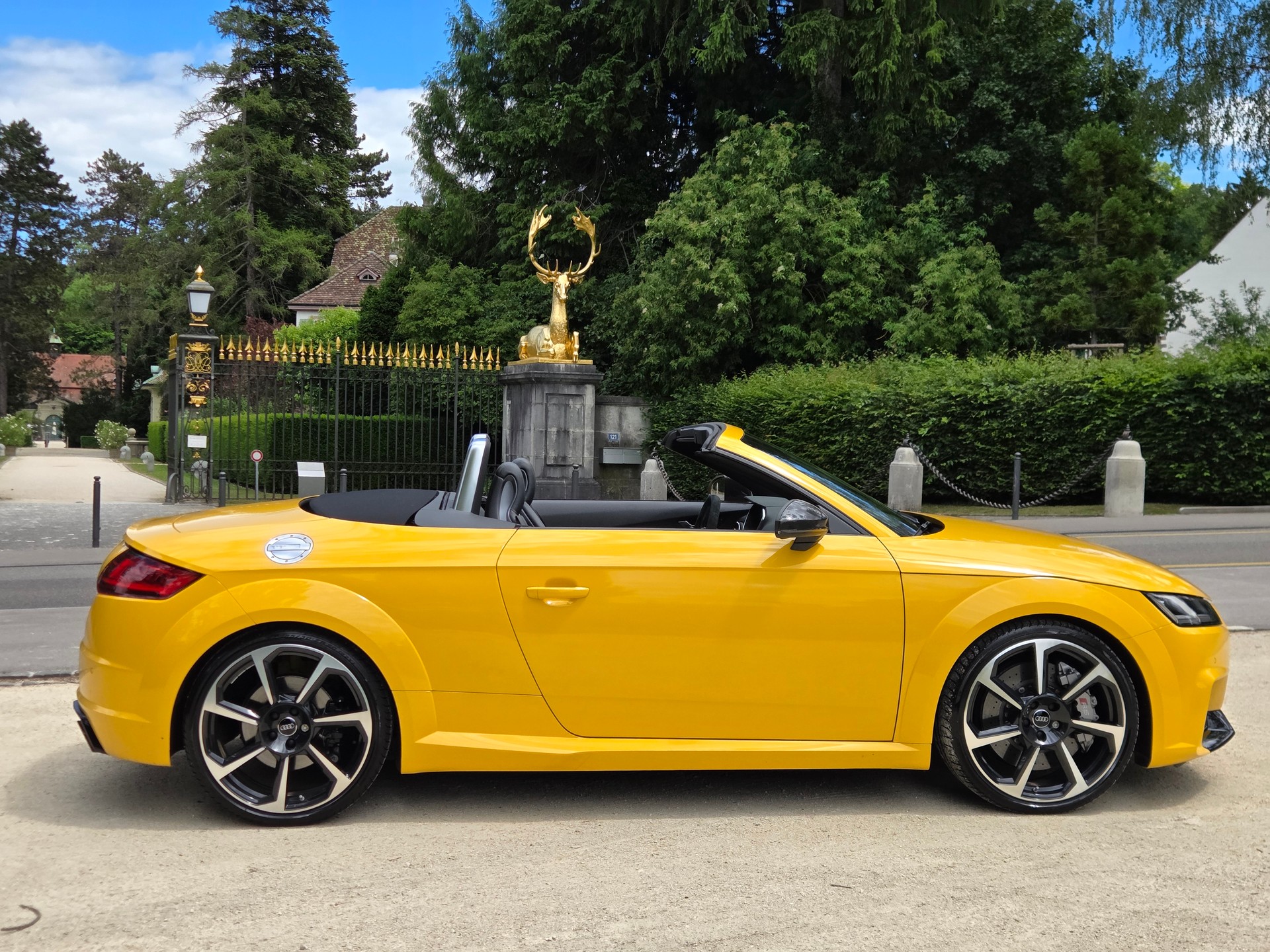 AUDI TT RS ROADSTER 2.5 TFSI QUATTRO S-image-1